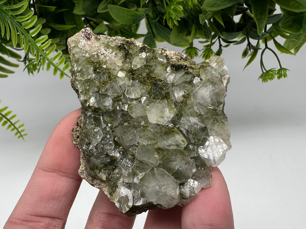 Stunning,Epidote with Quartz from Hakkari Turkey,Rainbow EPIDOTE,Mineral,Collection,Collection’s,GIFT,Epidote Crystal,Epidote from Turkey
