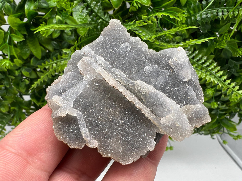 Wonderful Quartz var Chalcedony whit Chlorite natural minerals crystal gift minerals collection specimen home decor stone Quartz cluster