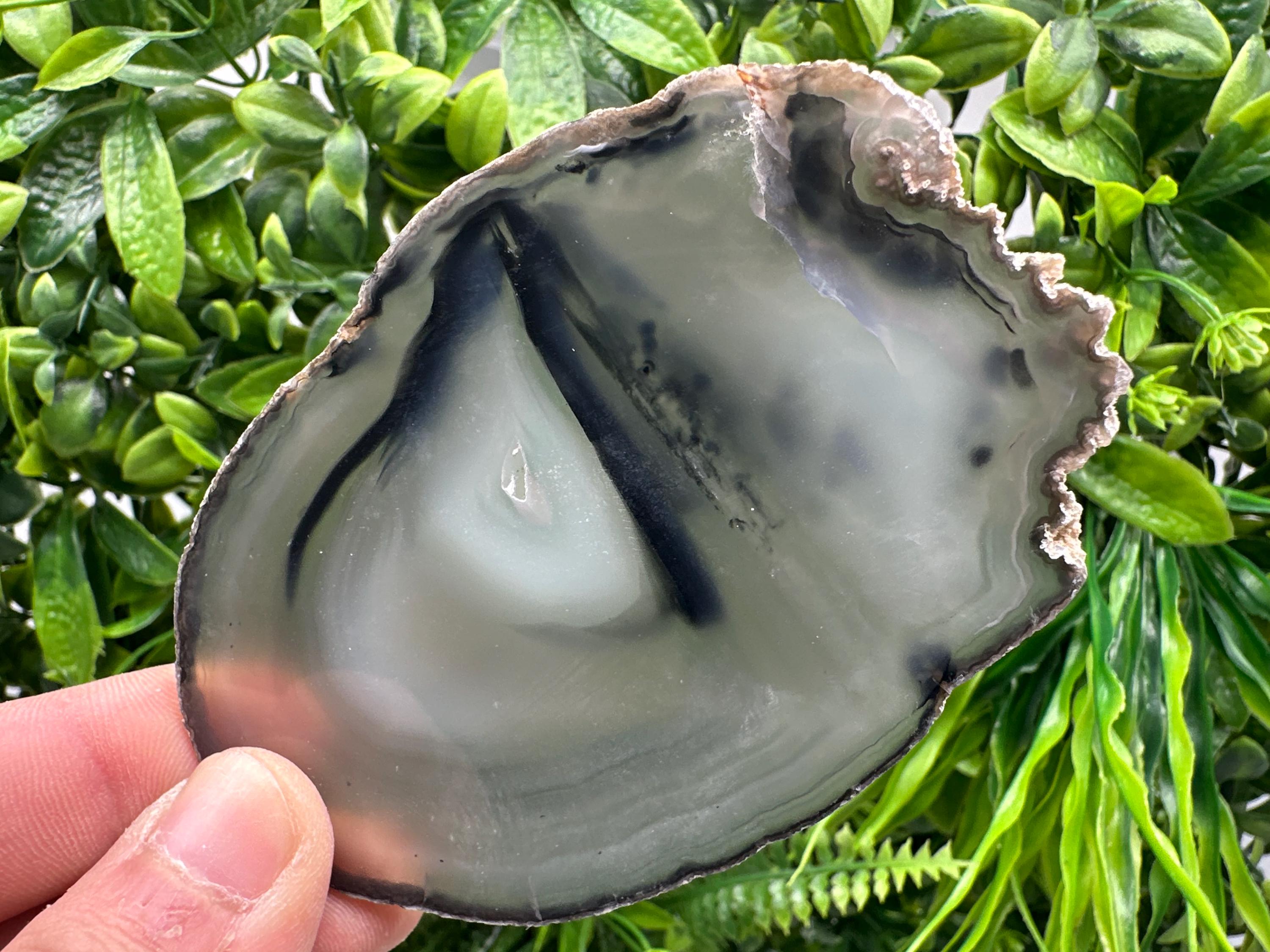 Polished Agate Slice: Spiritual Healing Crystal Coaster Ornament