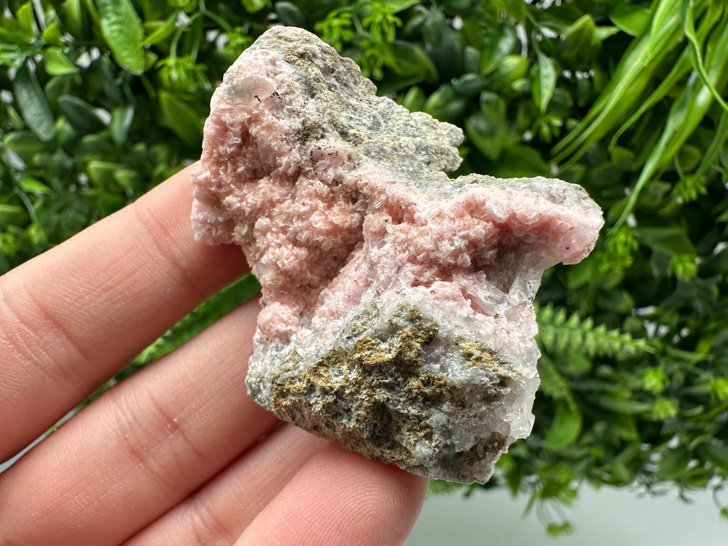 Pink Rhodochrosite Crystal: Starnica Mine, Bulgaria, Home Decor
