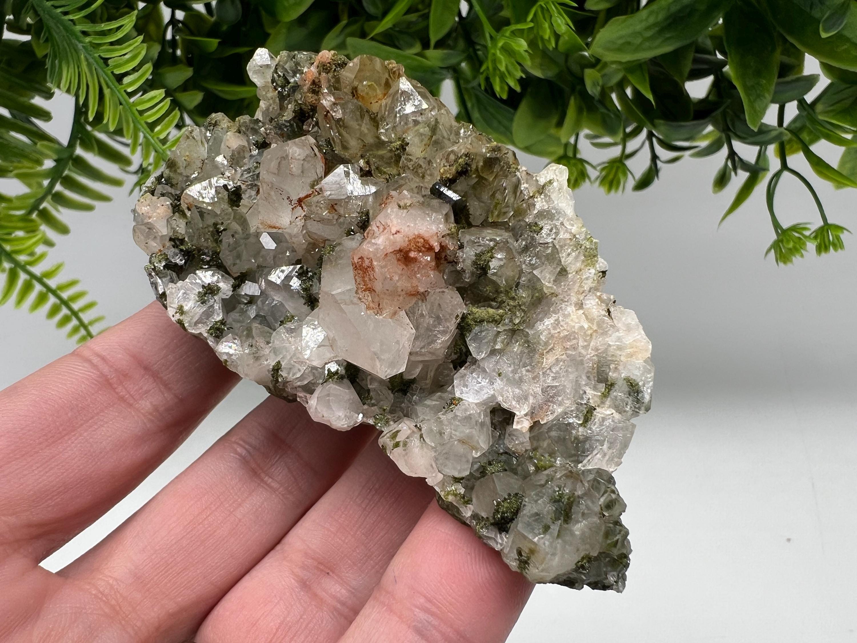 Stunning,Epidote with Quartz from Hakkari Turkey,Rainbow EPIDOTE,Mineral,Collection,Collection’s,GIFT,Epidote Crystal,Epidote from Turkey
