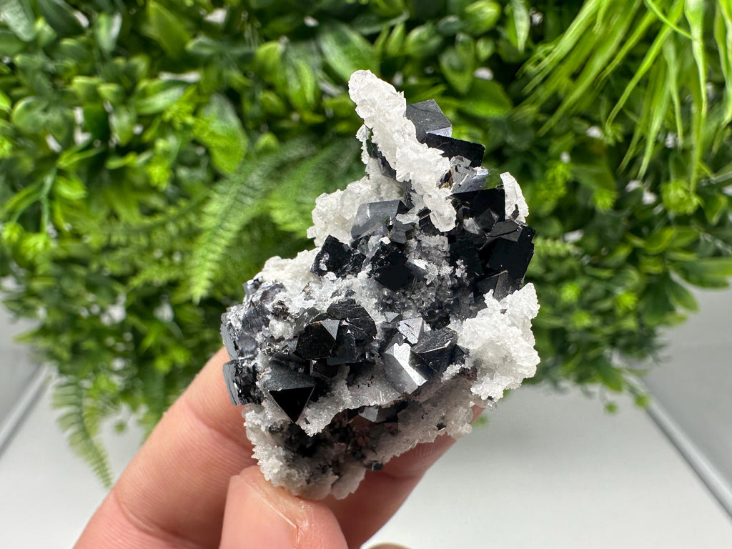Stunning Quartz whit Sphalerite,Hematite,Iron oxide from 9th September mine,natural,collectible mineral specimen,home decor stone,gift,cryst