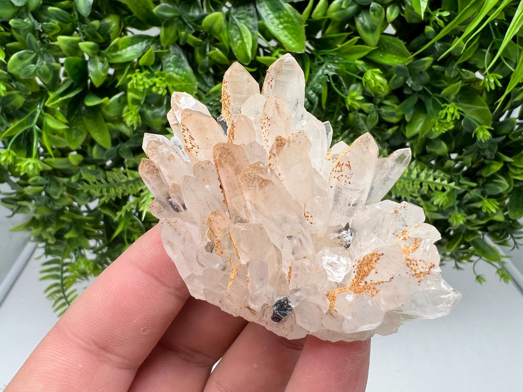 Stunning Quartz covered whit iron oxide limonite natural minerals souvenir crystal home decor stone collection minerals 9 th September mine