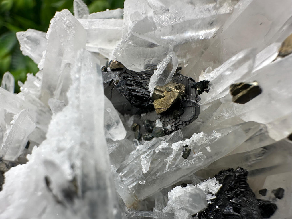 Wonderful Sphalerite Chalcopyrite on  Quartz whit Galena feom 9 th September mine,Bulgaria,natural,collection mineral specimen,gift