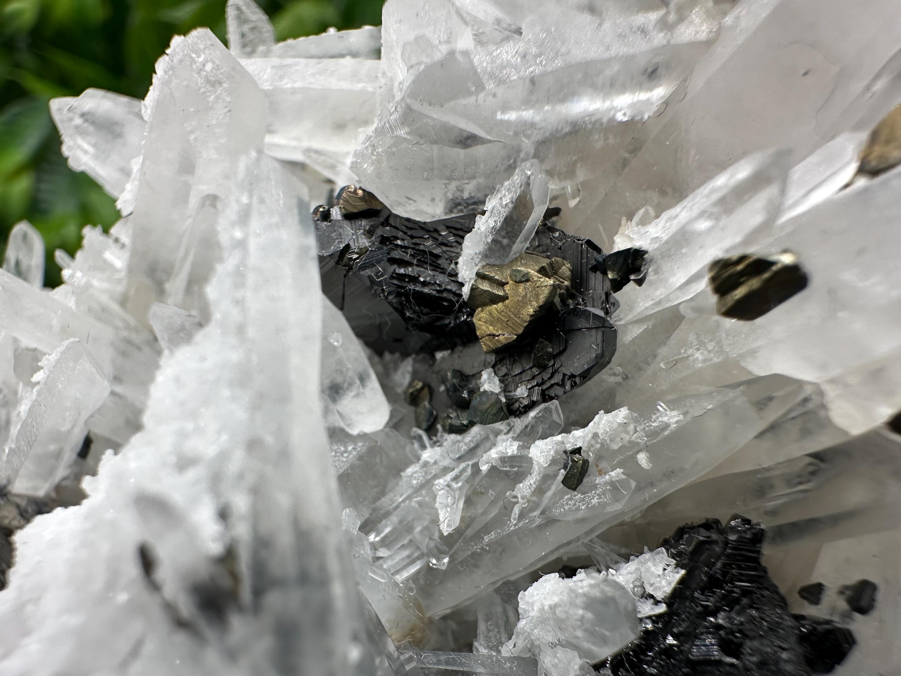 Wonderful Sphalerite Chalcopyrite on  Quartz whit Galena feom 9 th September mine,Bulgaria,natural,collection mineral specimen,gift