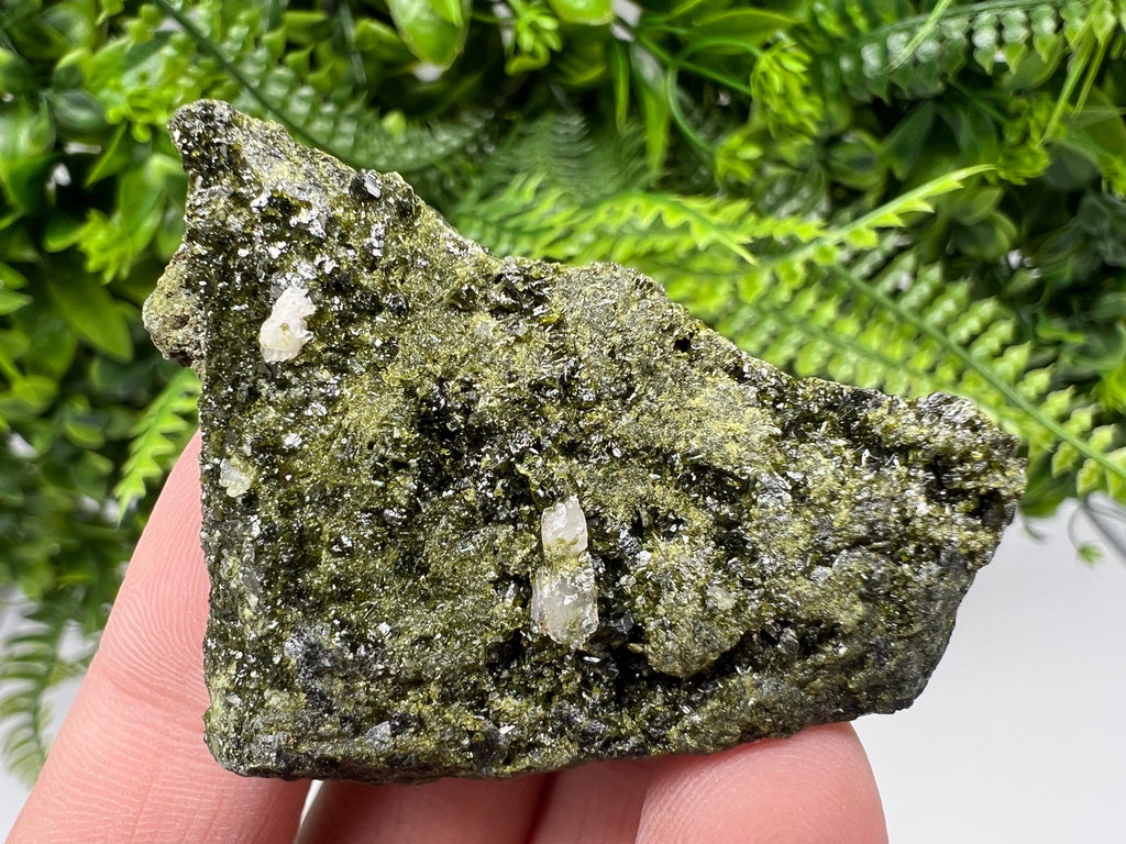 Stunning,Epidote with Quartz from Hakkari Turkey,Rainbow EPIDOTE,Mineral,Collection,Collection’s,GIFT,Epidote Crystal,Epidote from Turkey