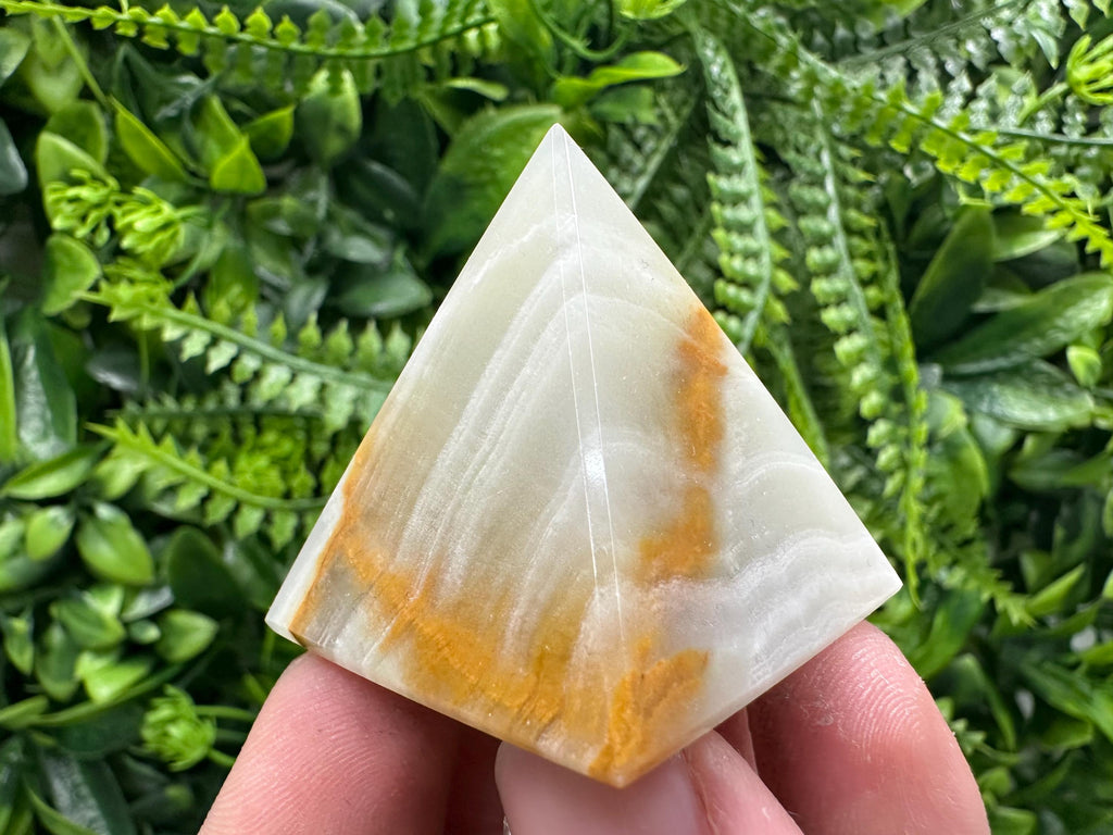 Green Marble Onyx Crystal Pyramid: Healing Stone (3.5cm)
