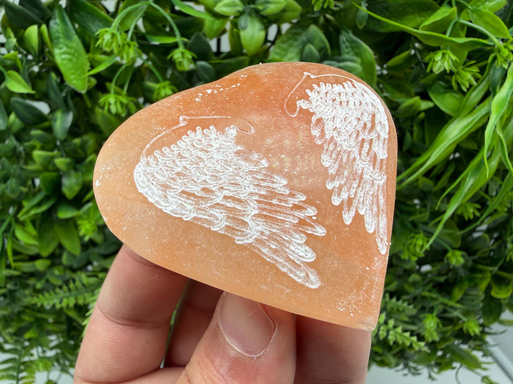Selenite Heart with Angel Wings Selenite Charging Plate Crystal Charging Dish – Reiki Healing Crystal – Spiritual Altar Decor Angel Energy