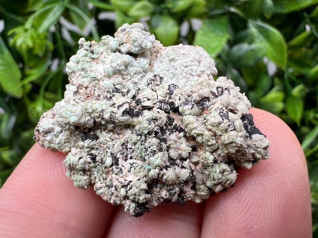 Rare Green/Yellow Pyromorphite and Hematite,on Quartz,from Bulgaria,Madjarovo mine, Natural Mineral ,Healing stone ,top collection,rock