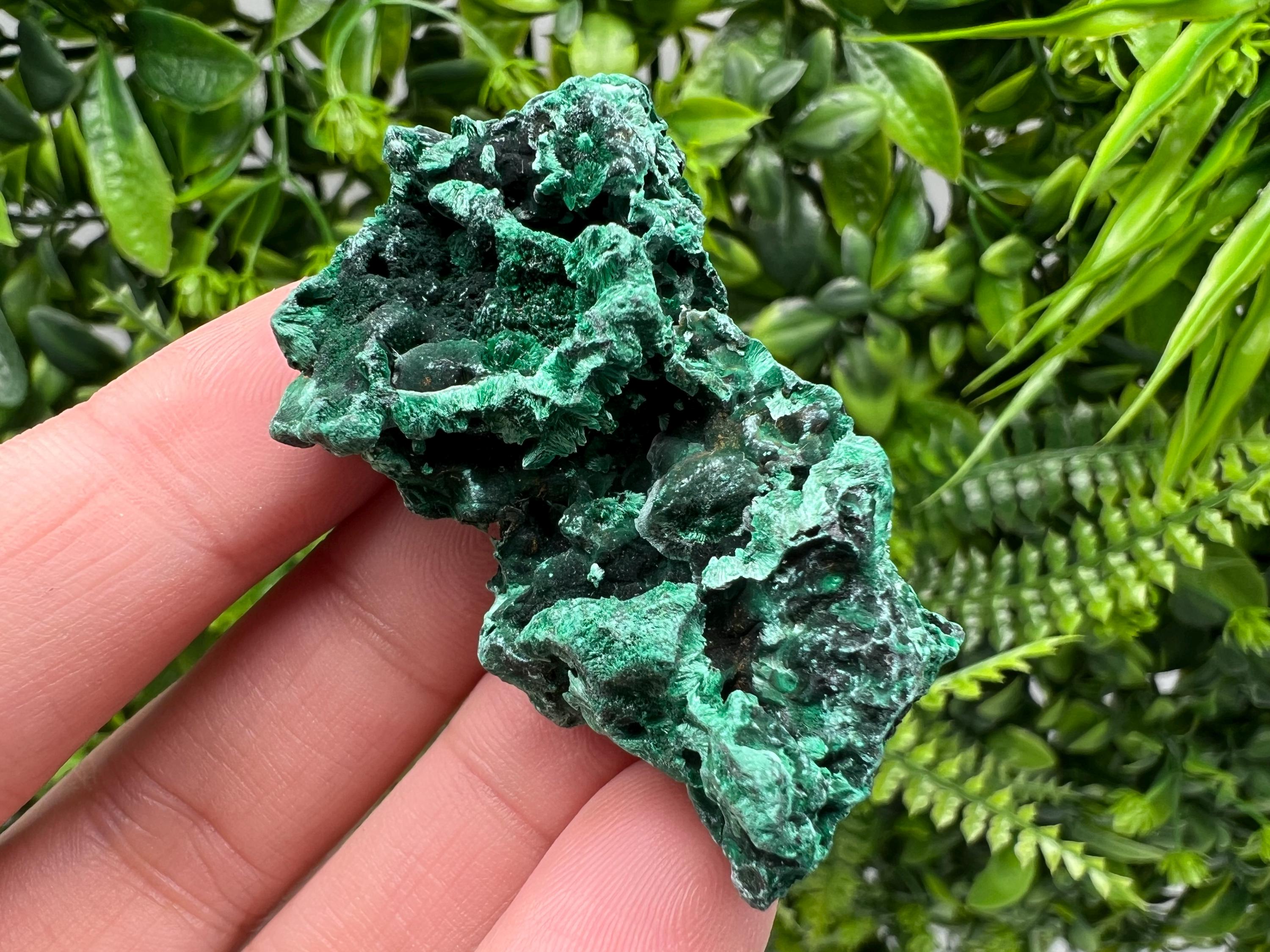 Malachite Crystal from Congo,Minerals,Crystals from Congo,Green Malachite, Malachite,Natural Malachite,Malachite Stone,Chakra, Specimens
