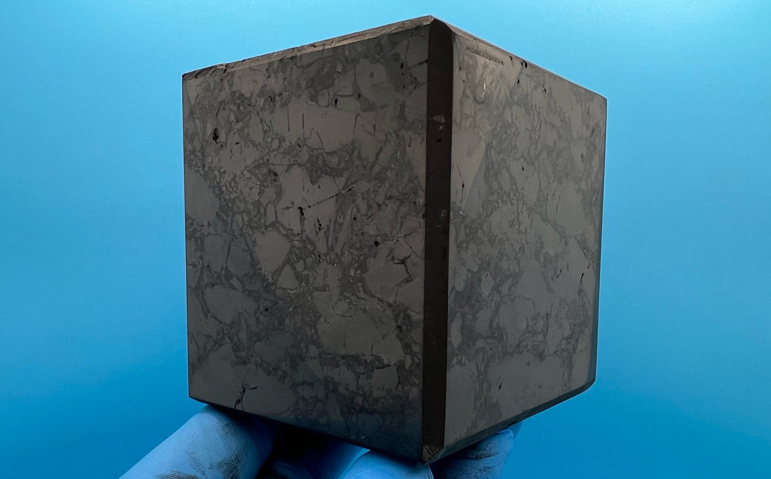 Shungite Crystal Cube (6cm): EMF & 5G Protection, Healing Stone