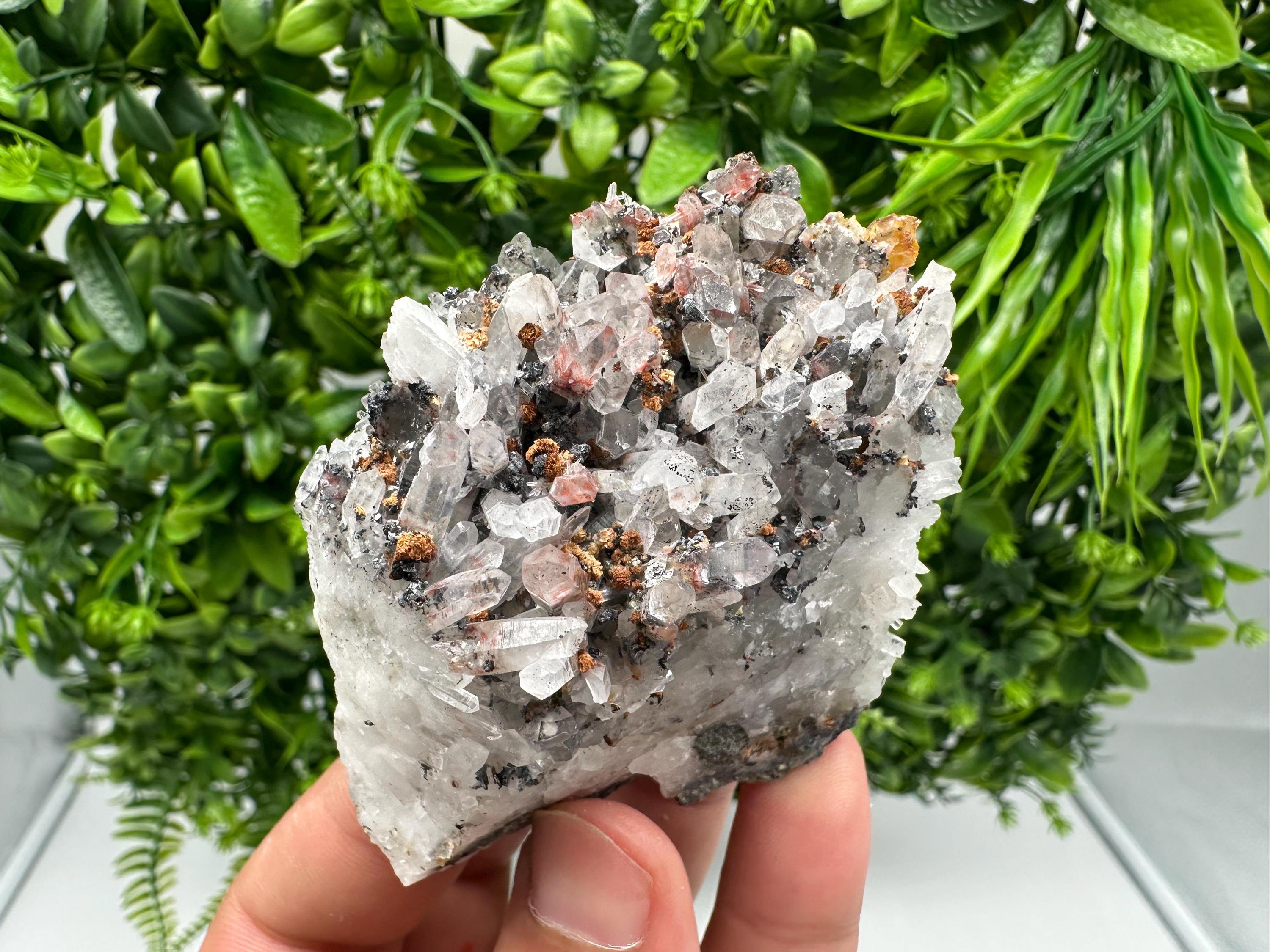 Stunning Quartz whit Sphalerite,Hematite,Iron oxide from 9th September mine,natural,collectible mineral specimen,home decor stone,gift,cryst