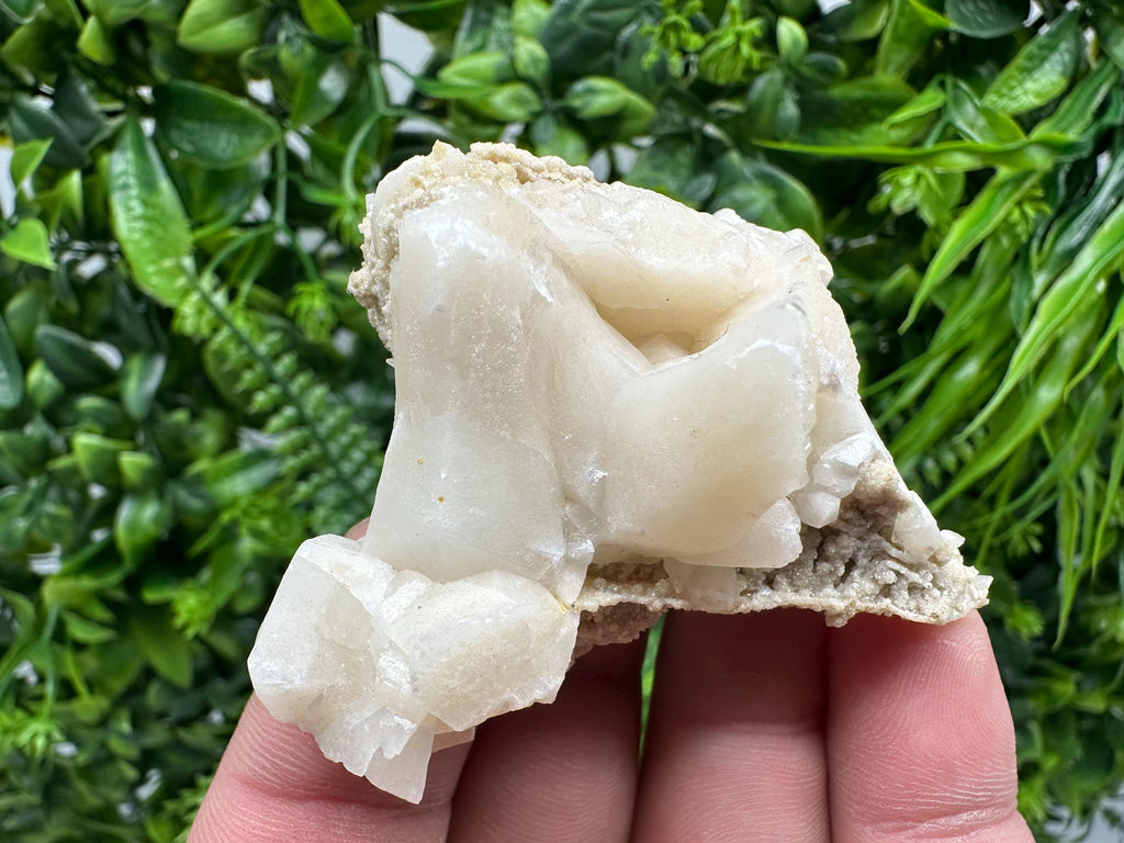 Calcite on Green Quartz: Djurcovo Mine, Bulgaria Crystal
