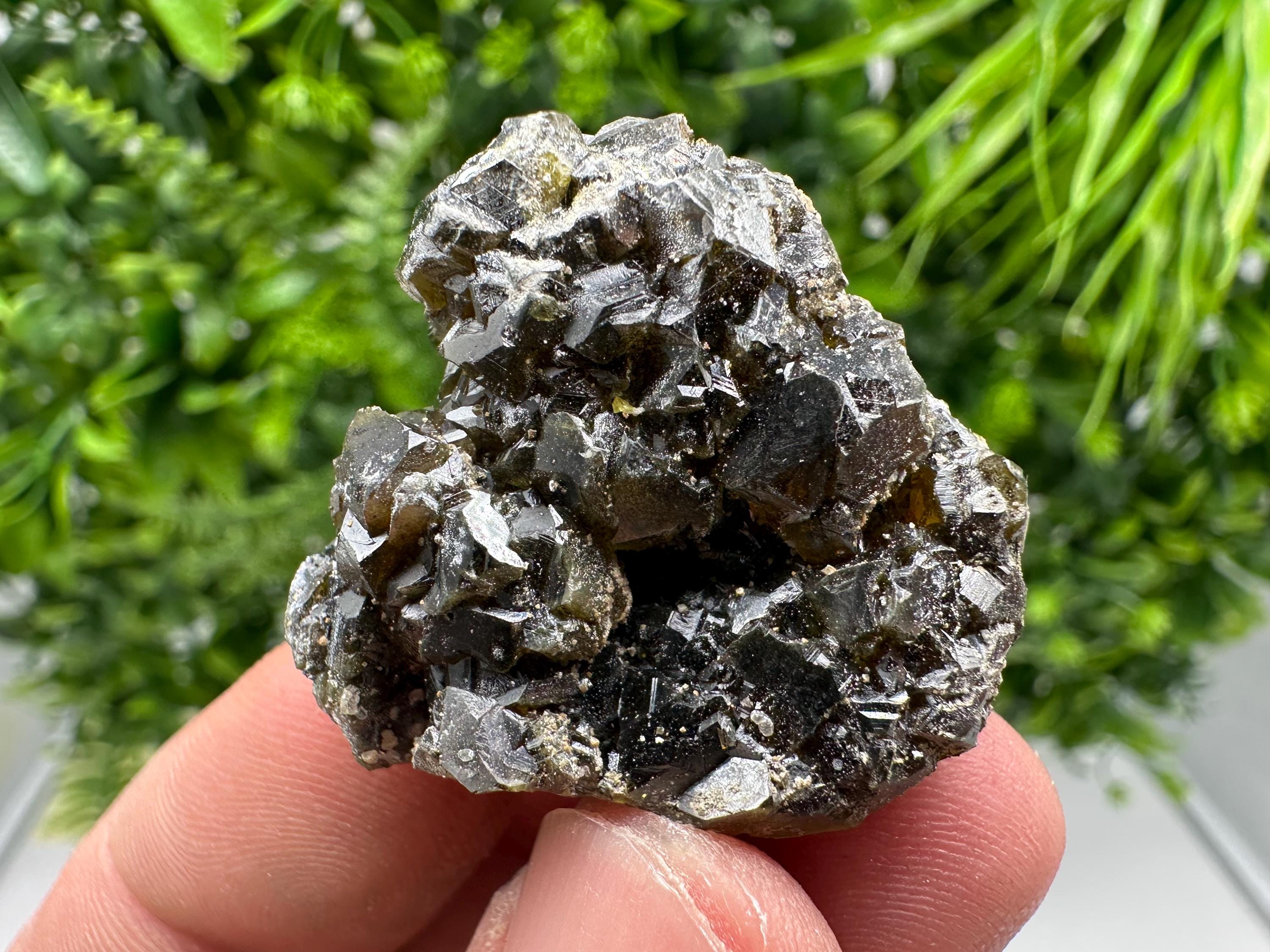 Cleiophane Sphalerite Gem: Transparent Green Crystal, Bulgaria