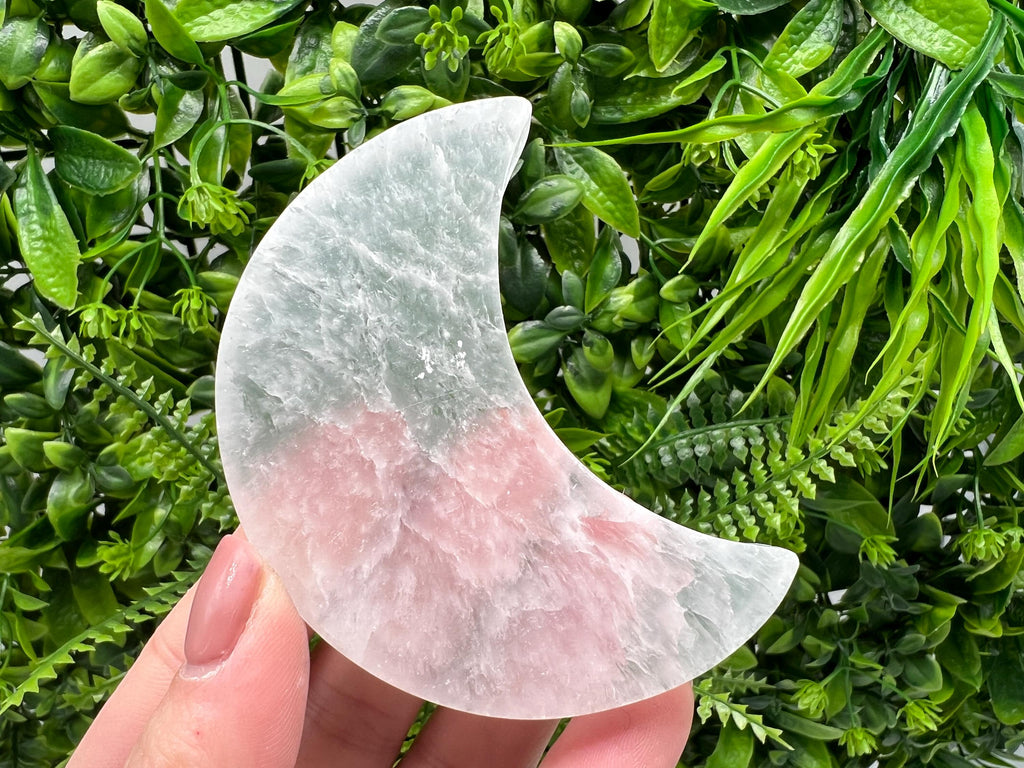 Polished Selenite Moon: Flat Crystal, Strong Energy (8/6cm)