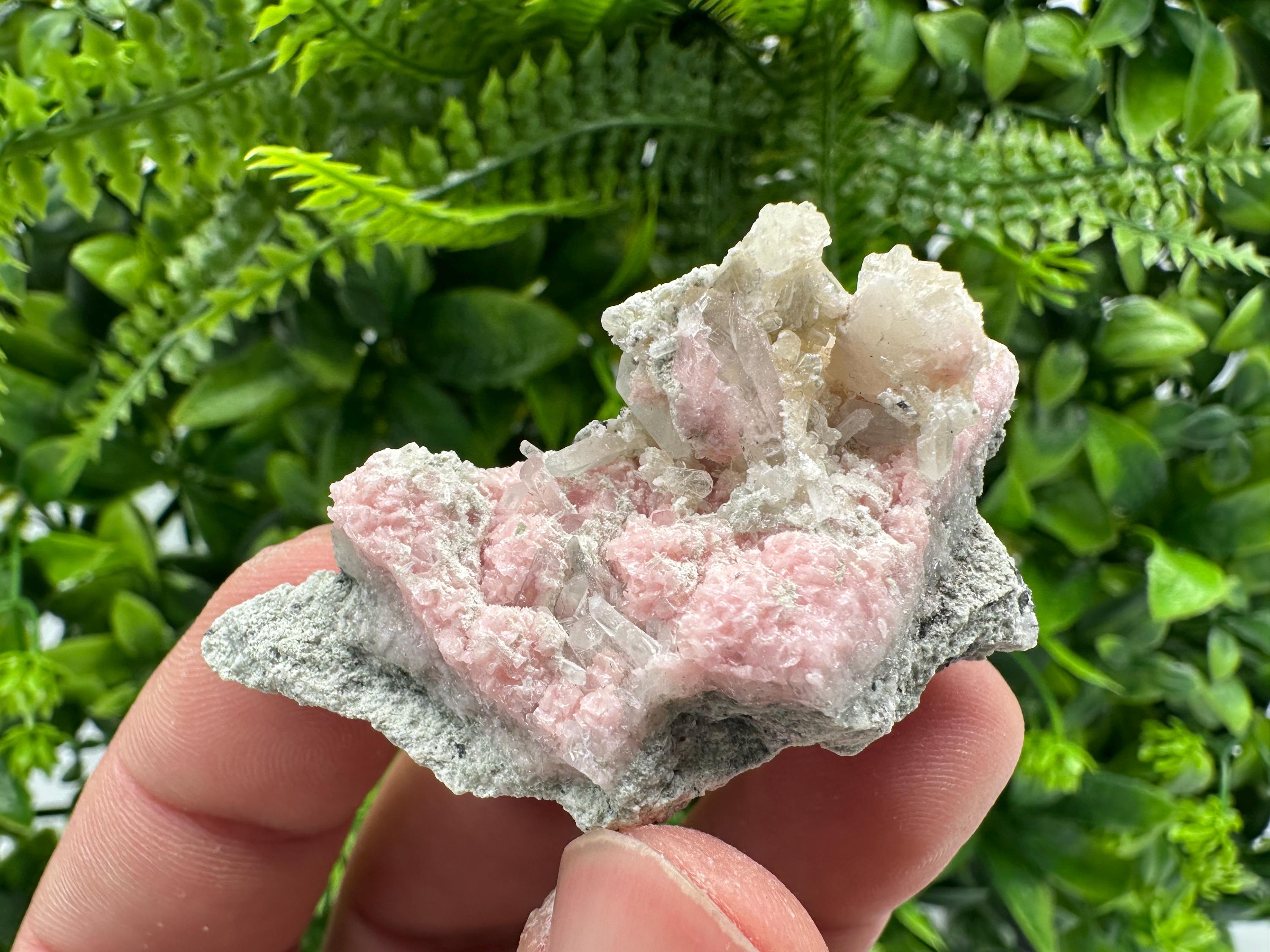 Pink Rhodochrosite Crystal: Starnica Mine, Bulgaria - Home Decor Stone