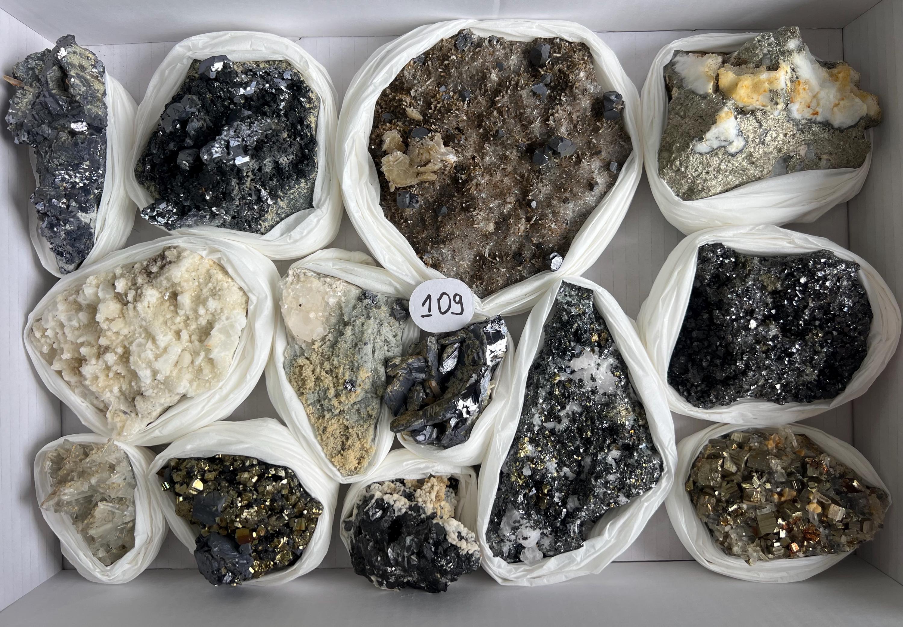 Wonderful Set,wholesale mineral,crystal,wholesale box,wholesale specimen,gift,souvenir,wholesale minerals box,wholesale specimen,healing