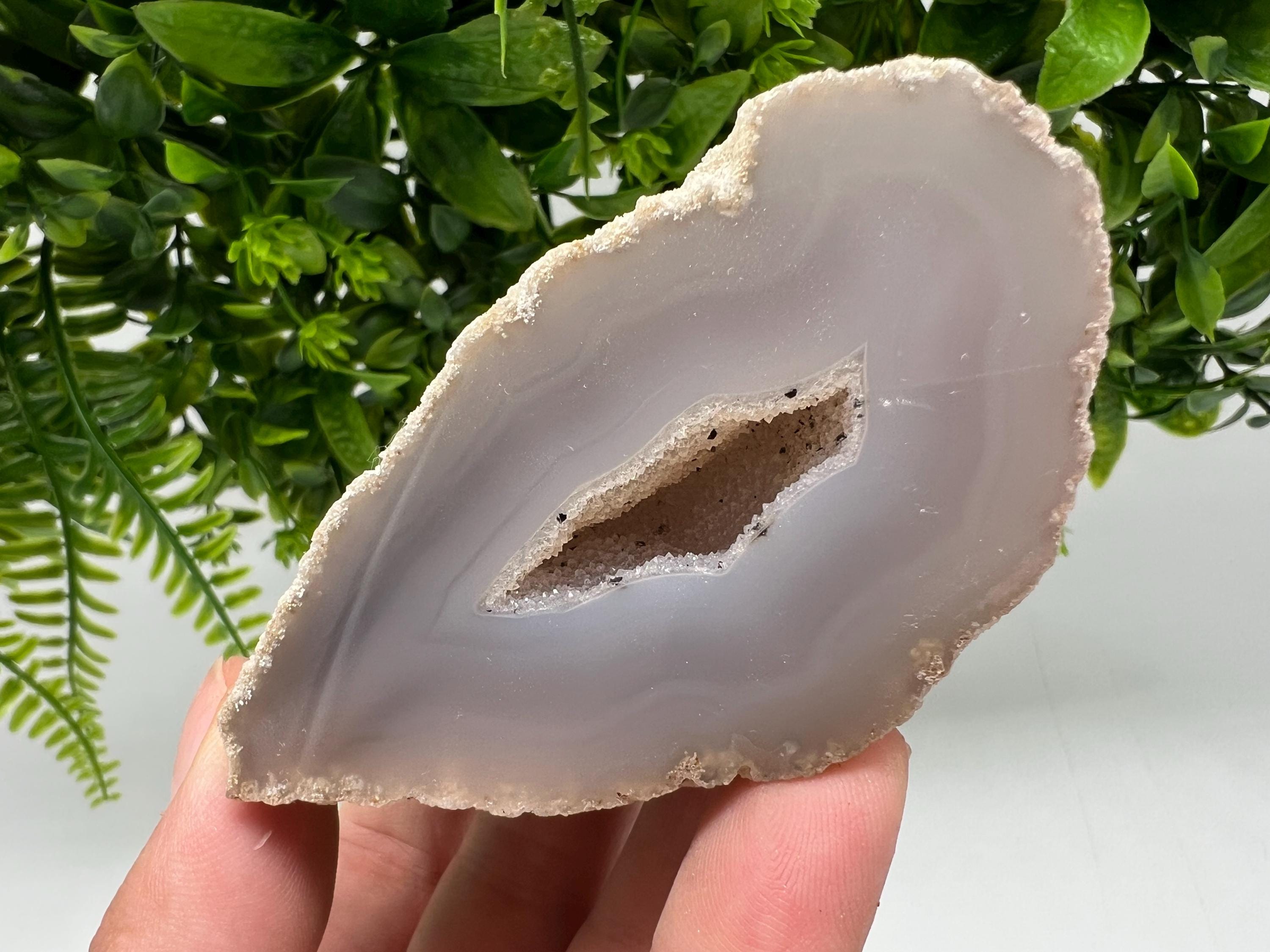 Blue Agate Druzy Geode, Natural Crystal Quartz (8.2/5.5/4.5 cm)