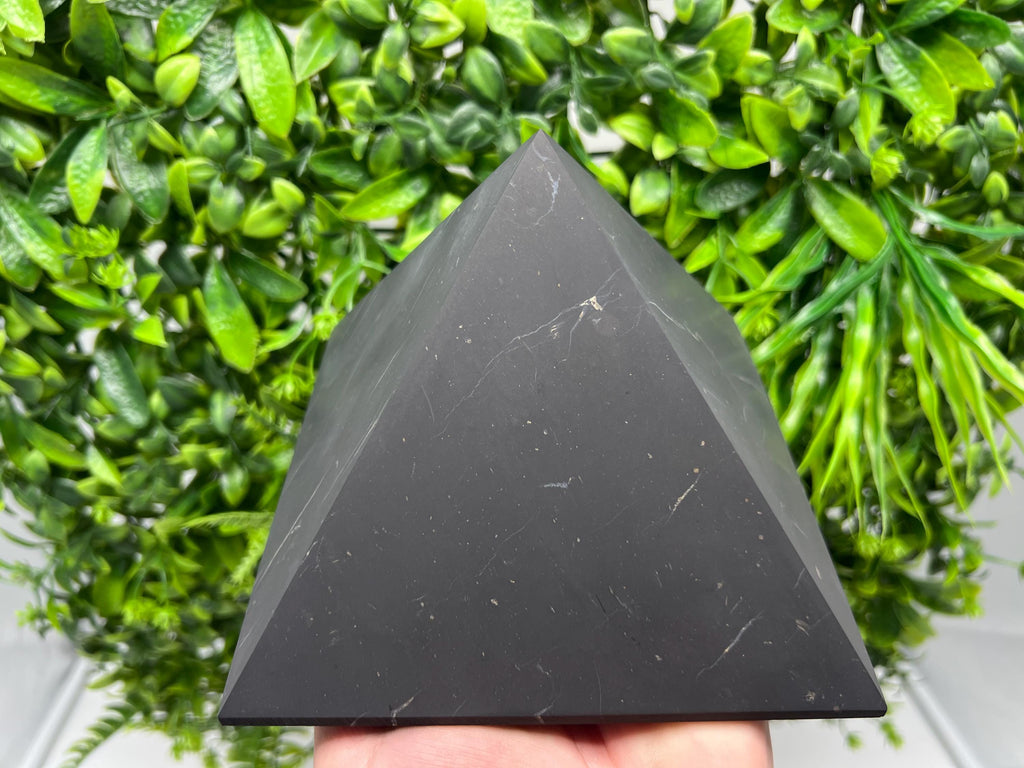 15cm Shungite Pyramid: EMF & 5G Protection Crystal