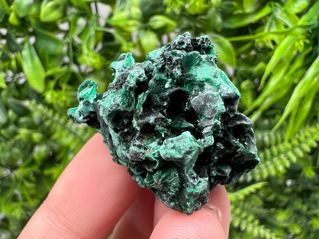 Malachite Crystal from Congo,Minerals,Crystals from Congo,Green Malachite, Malachite,Natural Malachite,Malachite Stone,Chakra, Specimens