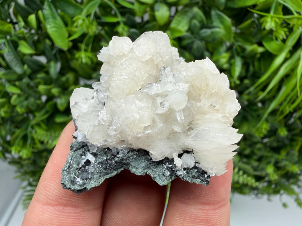 Wonderful Calcite,Quartz on Chlorite matrix,from Borieva mine,Madan,Bulgaria,natural collection mineral specimen,rare crystal,home decor