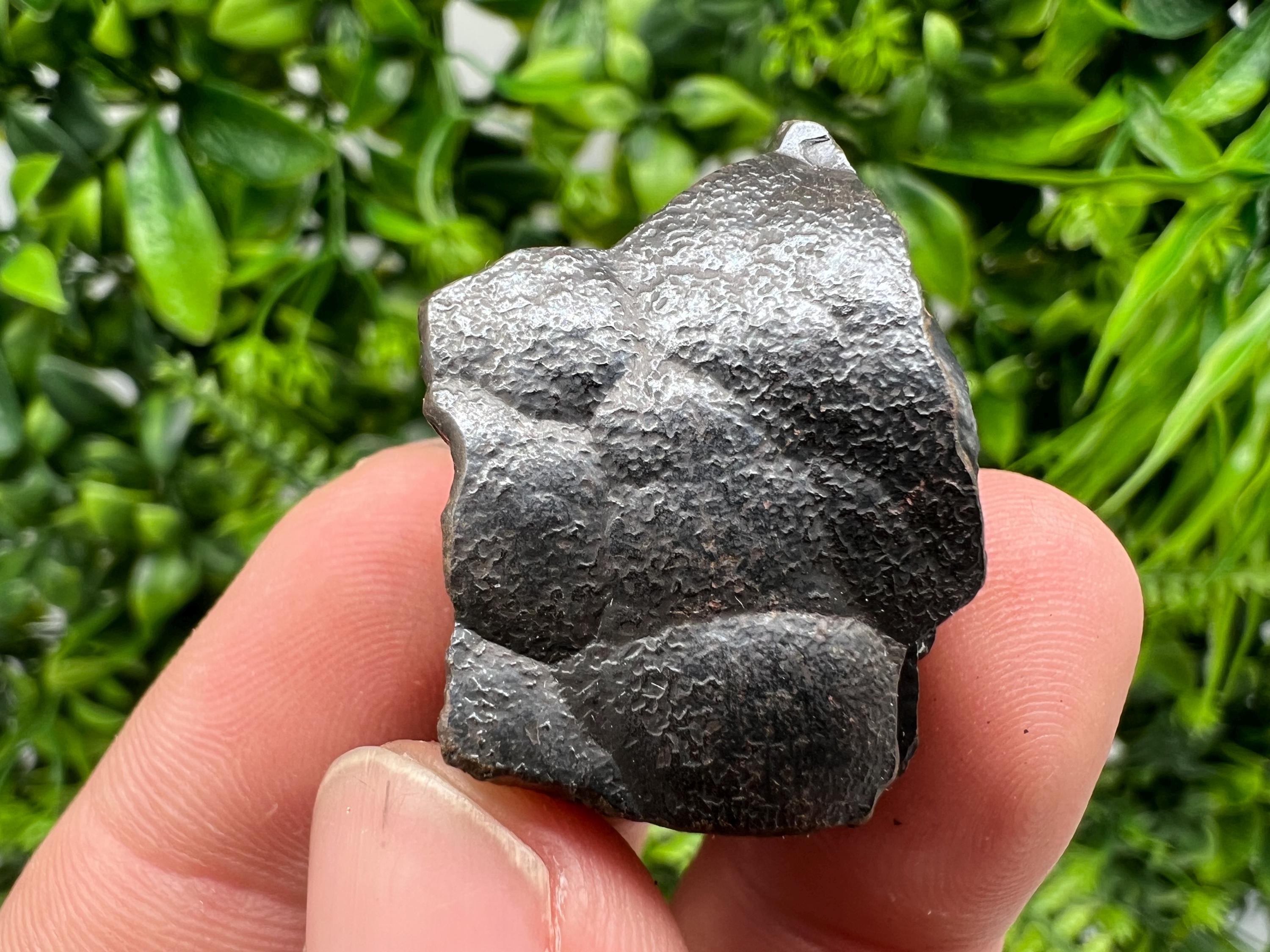 Botryoidal Black Hematite Specimen: Moroccan Rough Crystal for Reiki Chakra