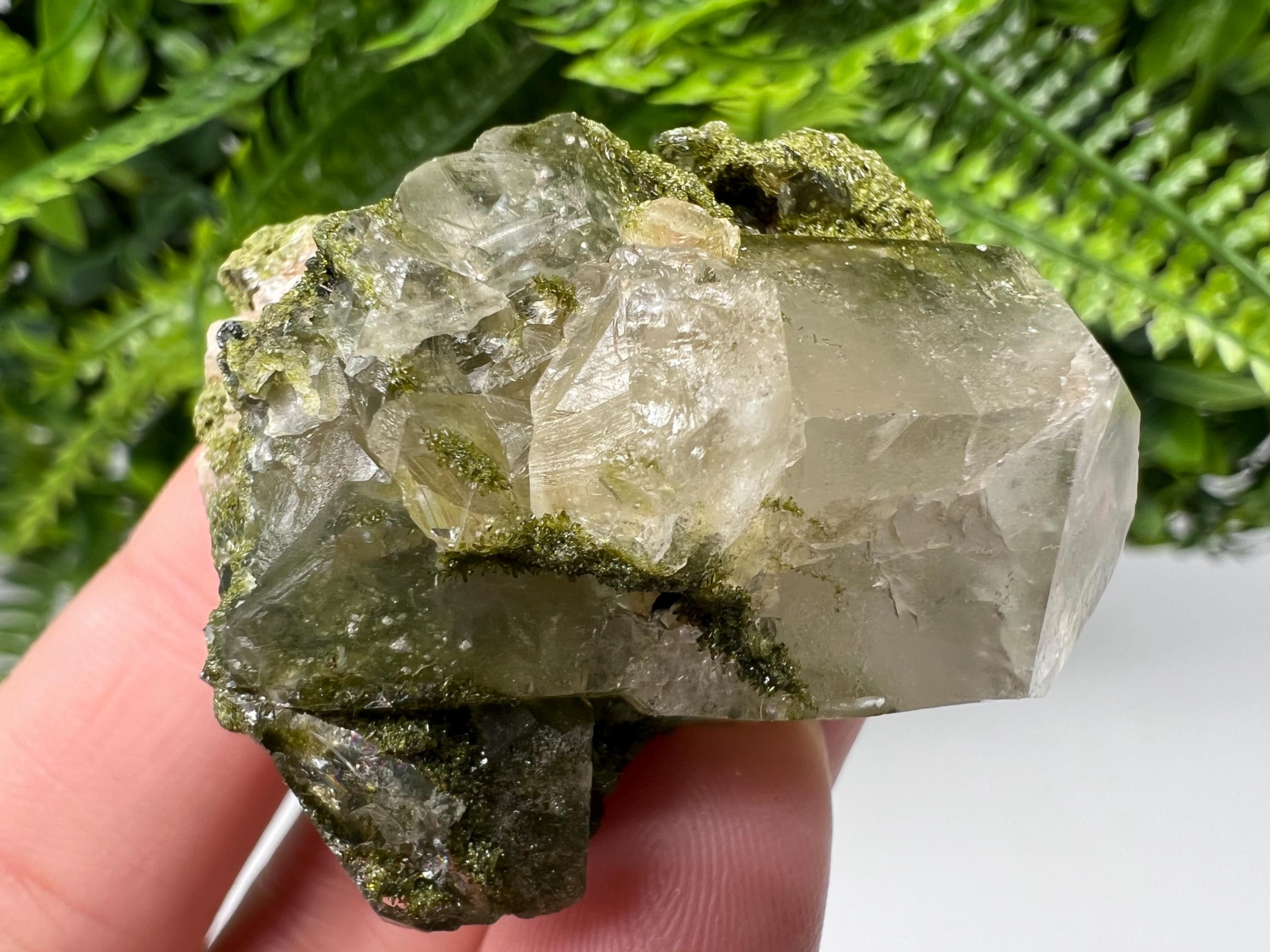 Stunning,Epidote with Quartz from Hakkari Turkey,Rainbow EPIDOTE,Mineral,Collection,Collection’s,GIFT,Epidote Crystal,Epidote from Turkey
