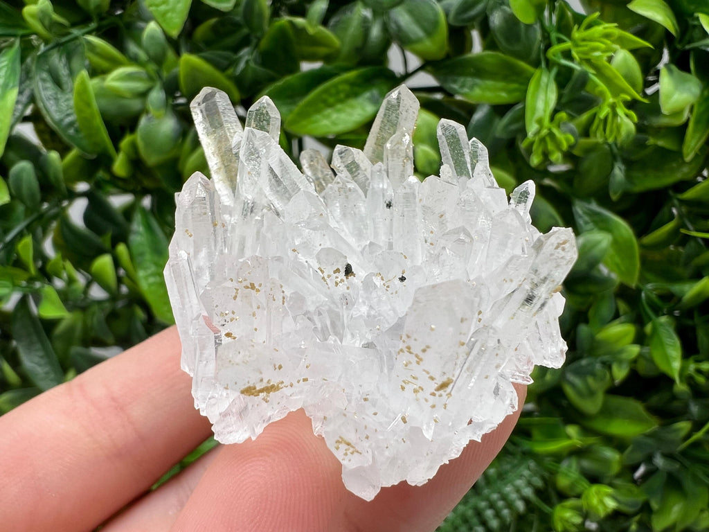 Lovely specimen Green Quartz inclusions Chlorite and Sphalerite/ Natural minerals/ Souvenir crystal gift minerals famous 9th September/Madan