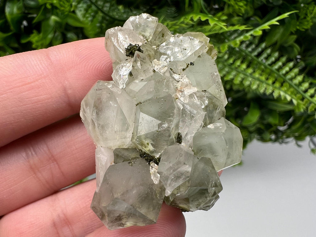 Stunning,Epidote with Quartz from Hakkari Turkey,Rainbow EPIDOTE,Mineral,Collection,Collection’s,GIFT,Epidote Crystal,Epidote from Turkey