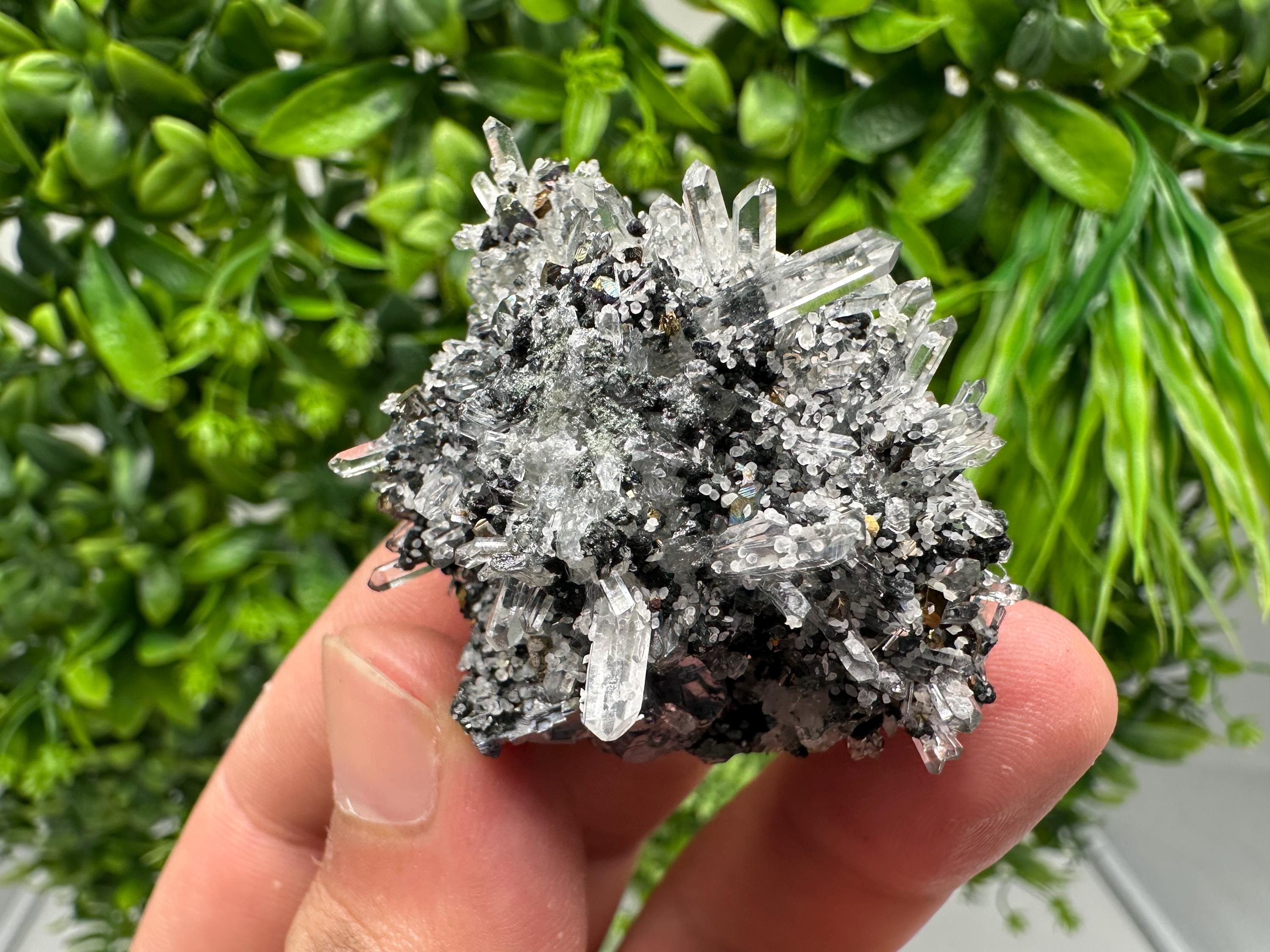 Lovely Galena on Quartz whit Calcite,Pyrite from Borieva mine,Madan,Bulgaria,Natural,Collection minral specimen,crystal,Metaphysical,Geology