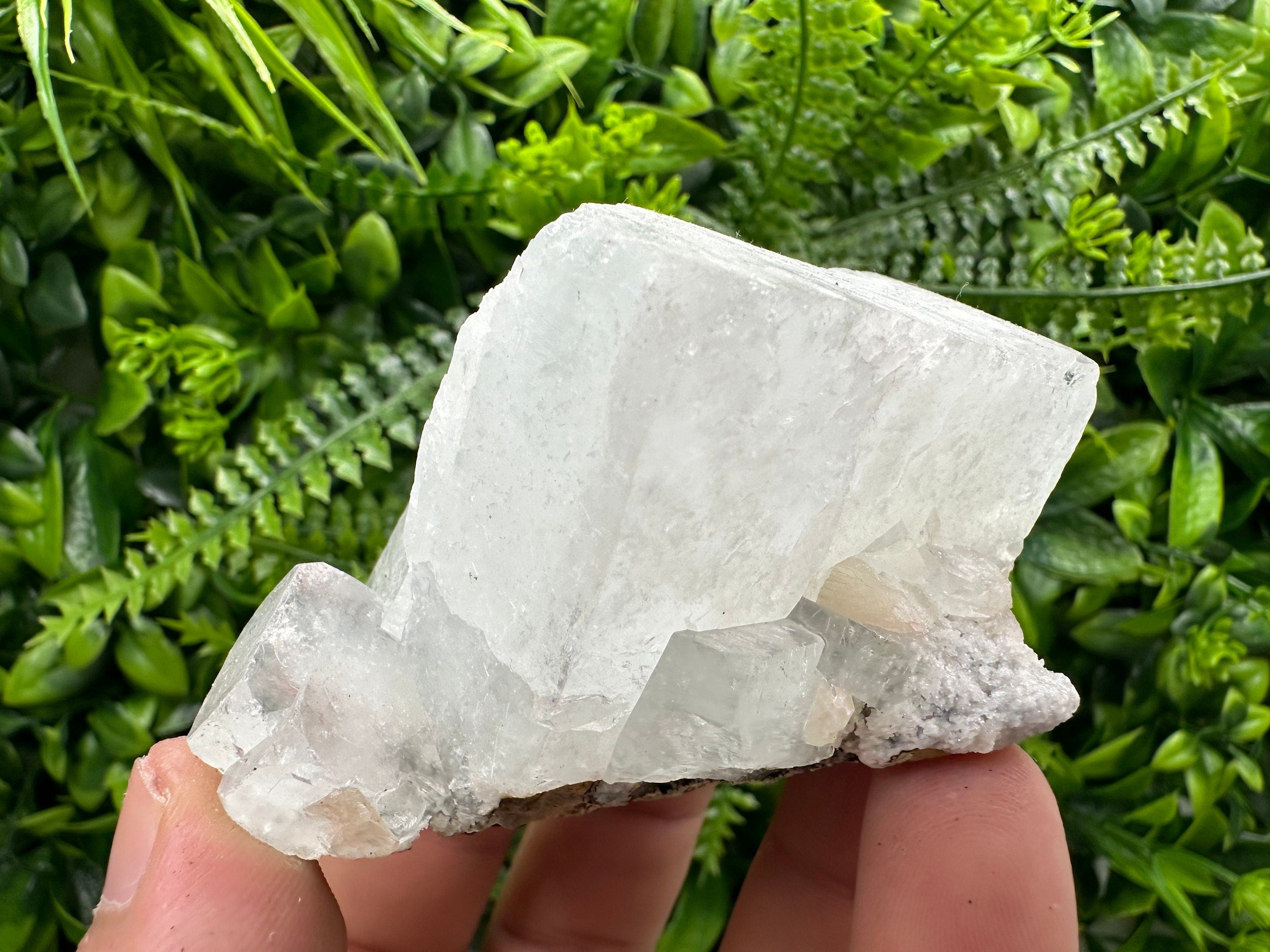 Transparent Apophyllite on Chalcedony, India Minerals Specimen