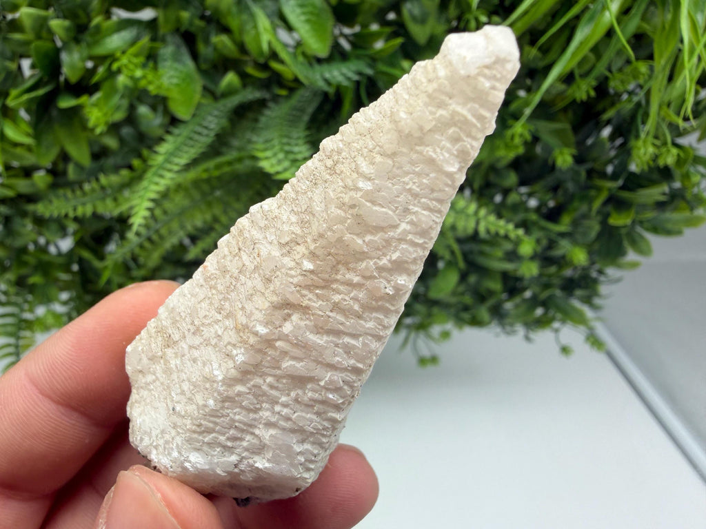 Calcite cluster from Djurcovo mine ,Laki,Bulgaria,narural minerals specimen,Home decor stone,crystal calcite