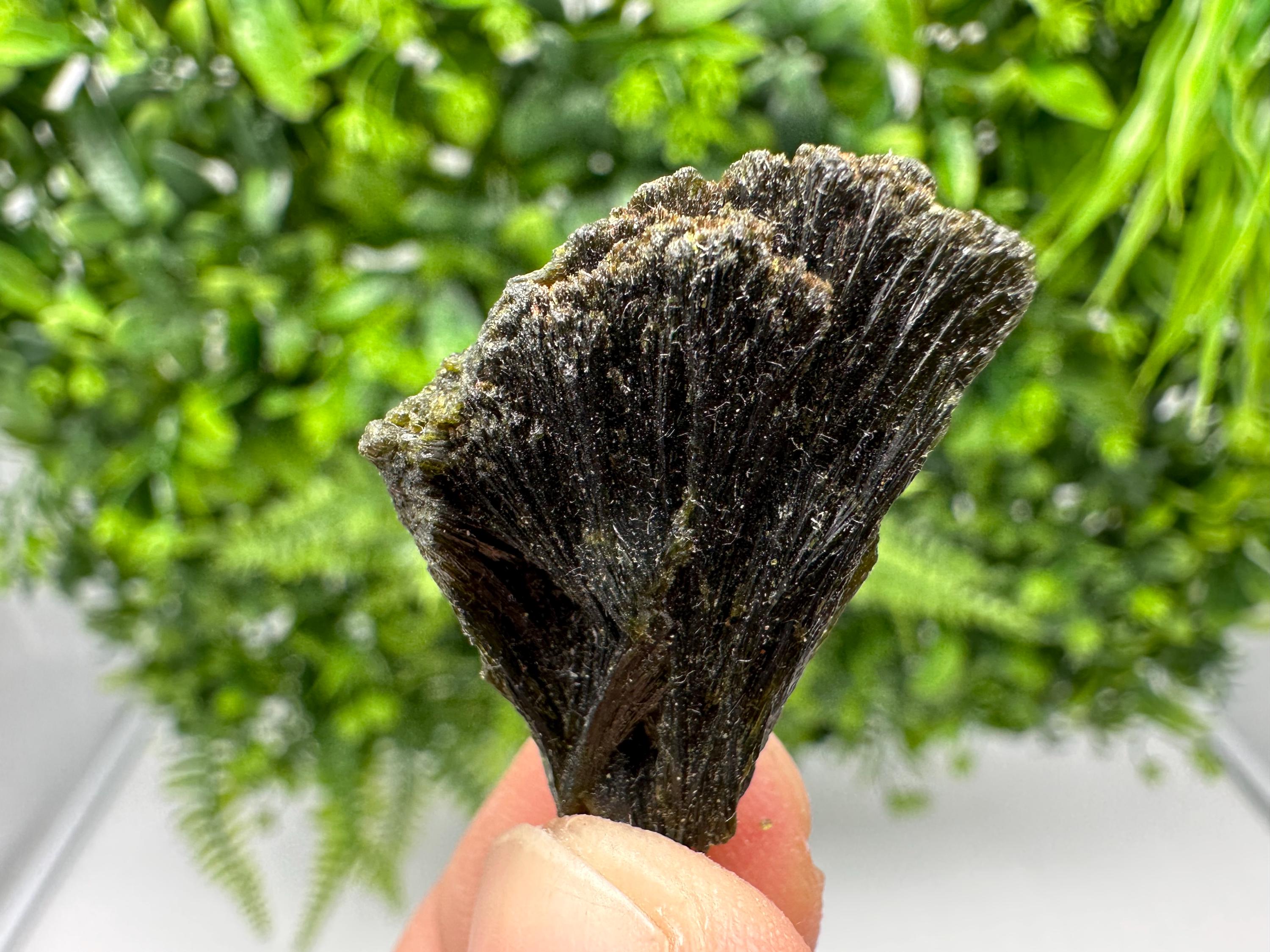 Rare Green Epidote whit Barite From Morocco,Epidote,Mini Collections Epidote,rare mineral Specimen,green epidote,Barite,crystal,Morocco min