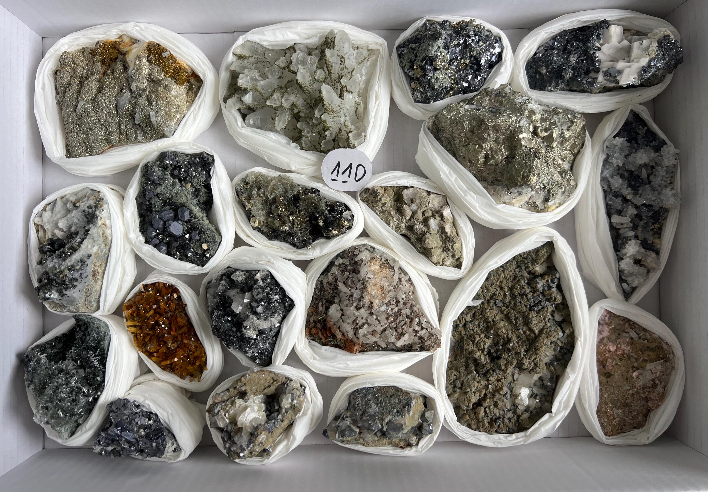 Wonderful Set,wholesale mineral,crystal,wholesale box,wholesale specimen,gift,souvenir,wholesale minerals box,wholesale specimen,healing