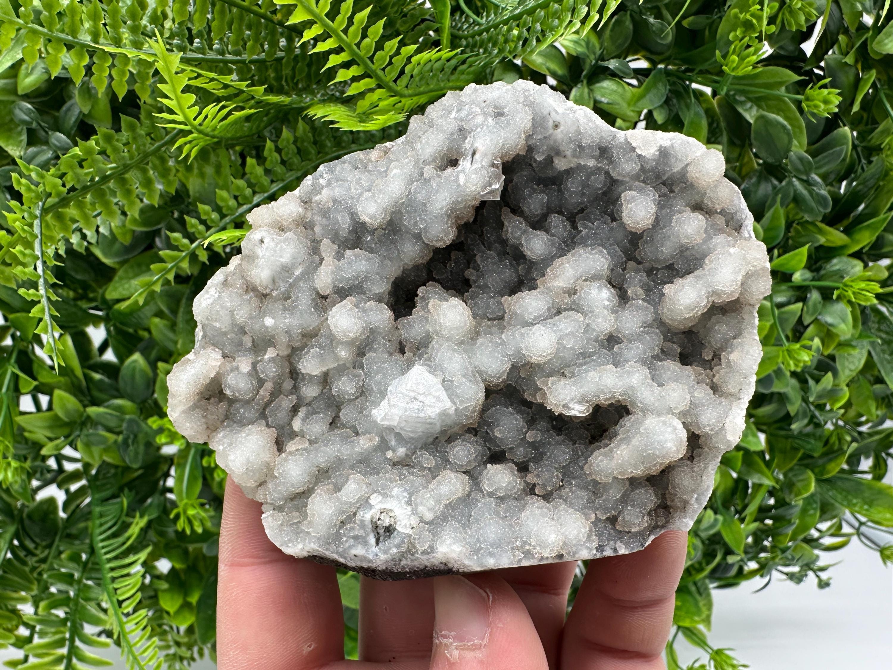 Natural Chalcedony Specimen, India Crystal, Home Decor (11/9/4.5cm)