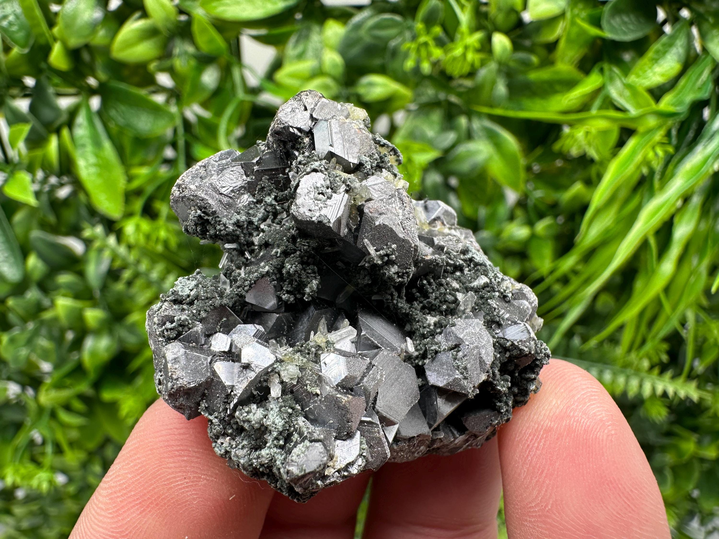 Aesthetic bigger Sphalerite whit Chlorite from Borieva mine Madan Bulgaria natural minerals souvenir crystal gift home decor stone rock