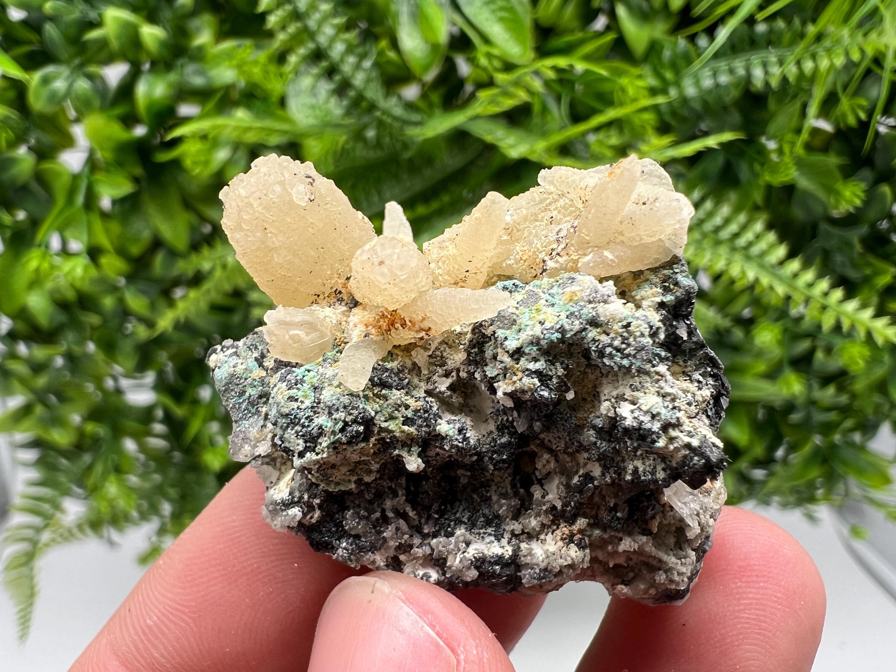 Natural Calcite Cluster: Bulgarian Mineral Specimen, Home Decor Stone