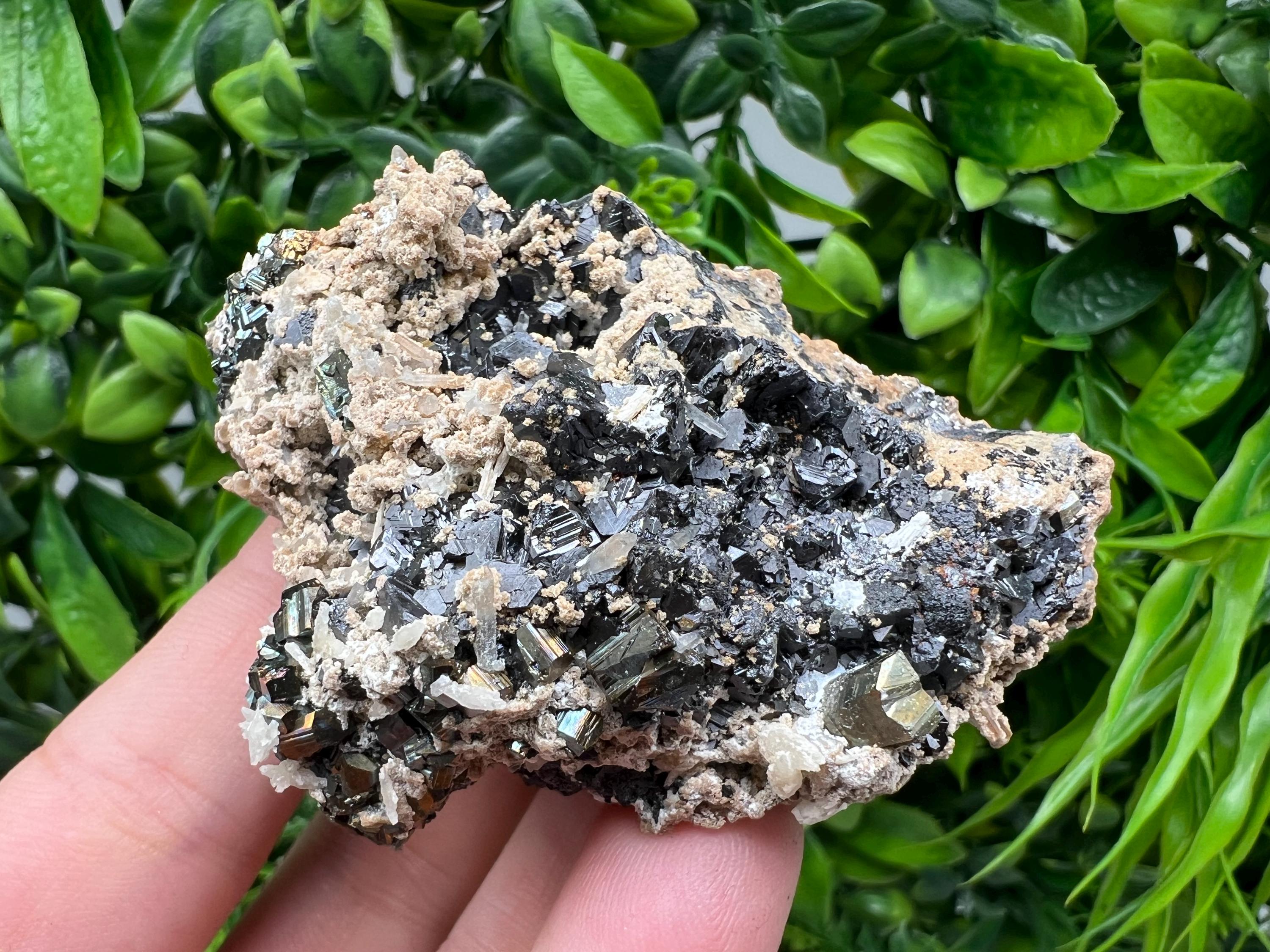 Stunning Quartz whit Siderite,Sphalerite,Hematite from 9th September mine,natural,collectible mineral specimen,home decor stone,gift,crystal