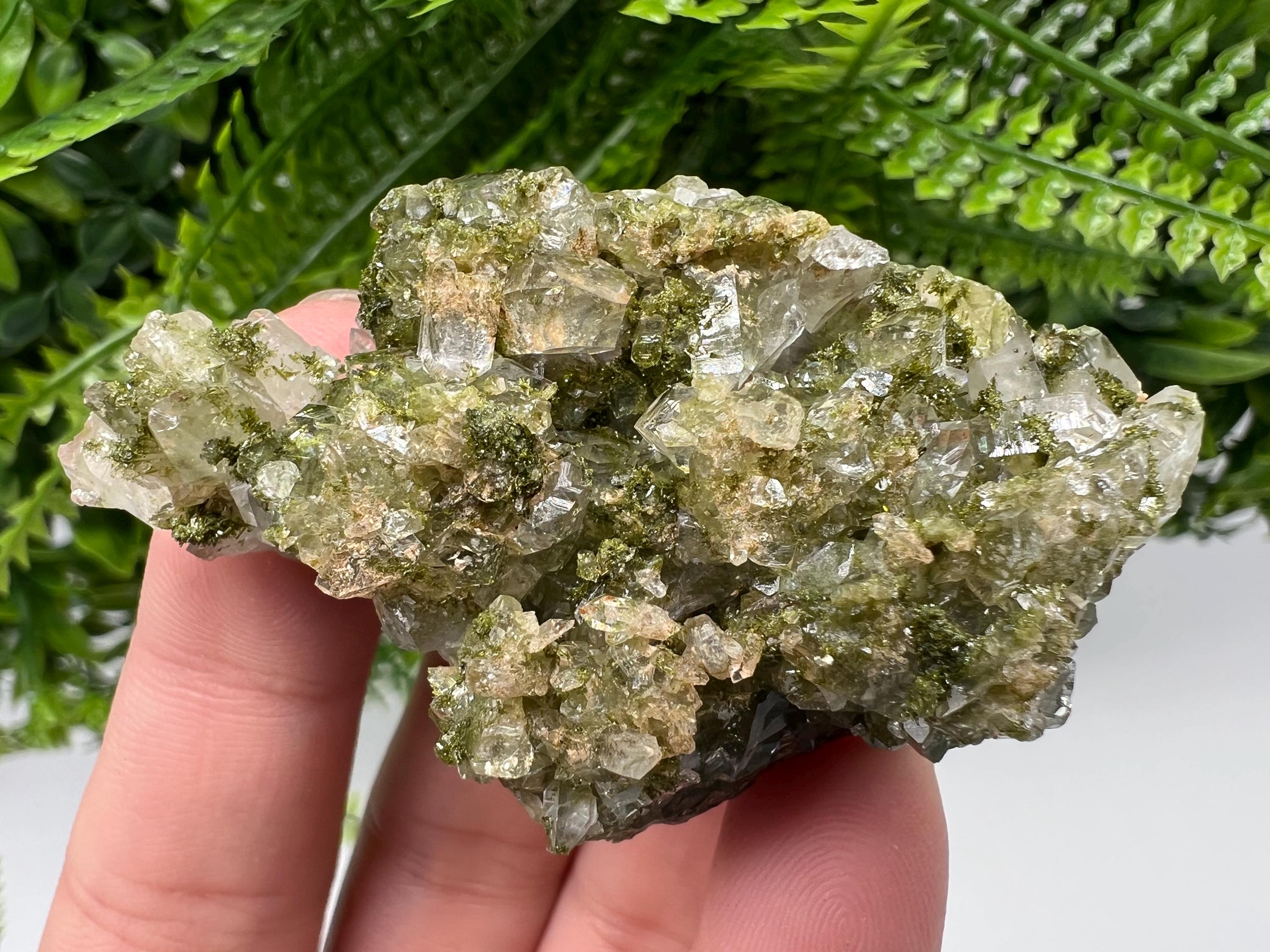Stunning,Epidote with Quartz from Hakkari Turkey,Rainbow EPIDOTE,Mineral,Collection,Collection’s,GIFT,Epidote Crystal,Epidote from Turkey