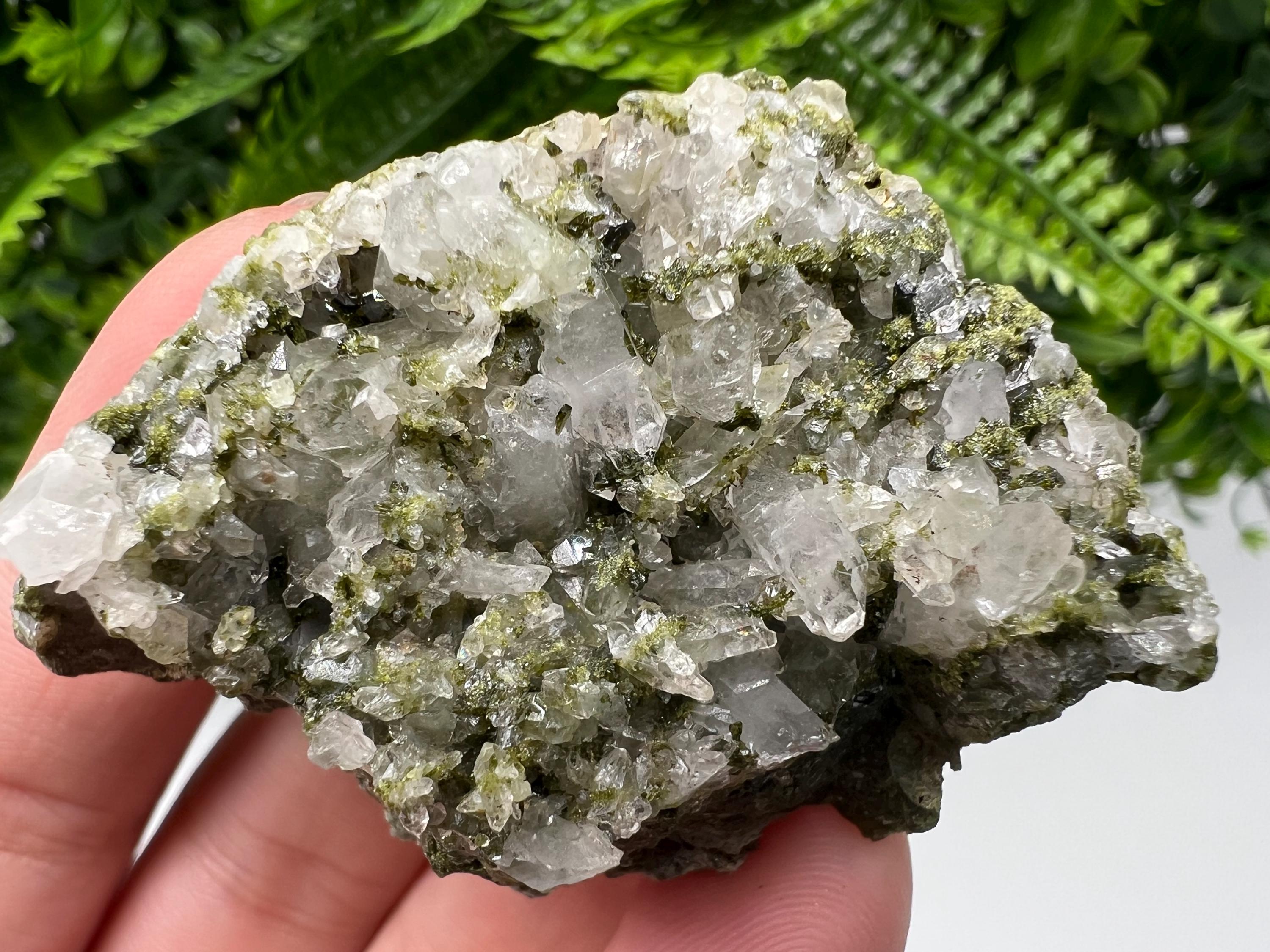 Stunning,Epidote with Quartz from Hakkari Turkey,Rainbow EPIDOTE,Mineral,Collection,Collection’s,GIFT,Epidote Crystal,Epidote from Turkey