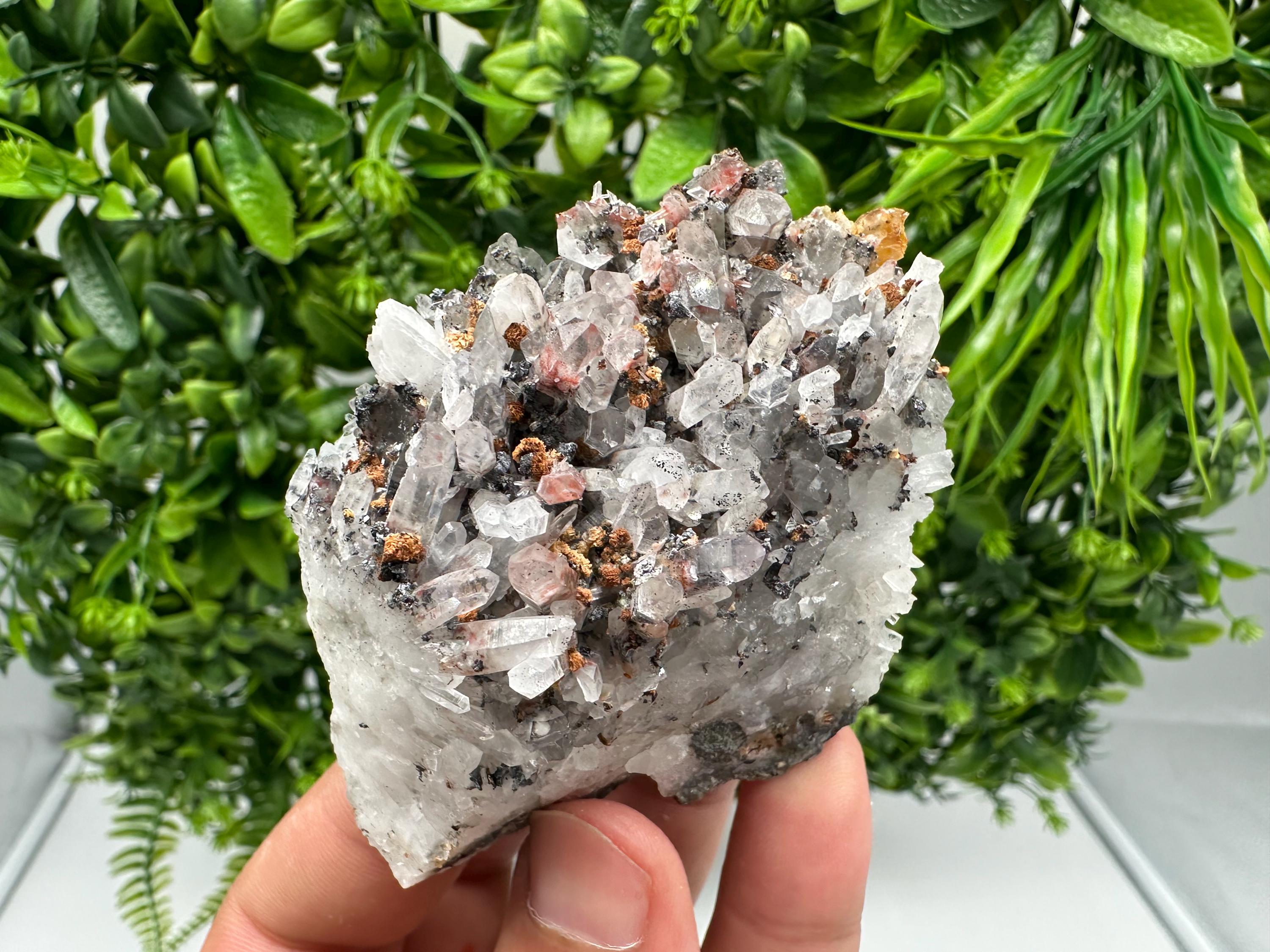 Stunning Quartz whit Sphalerite,Hematite,Iron oxide from 9th September mine,natural,collectible mineral specimen,home decor stone,gift,cryst