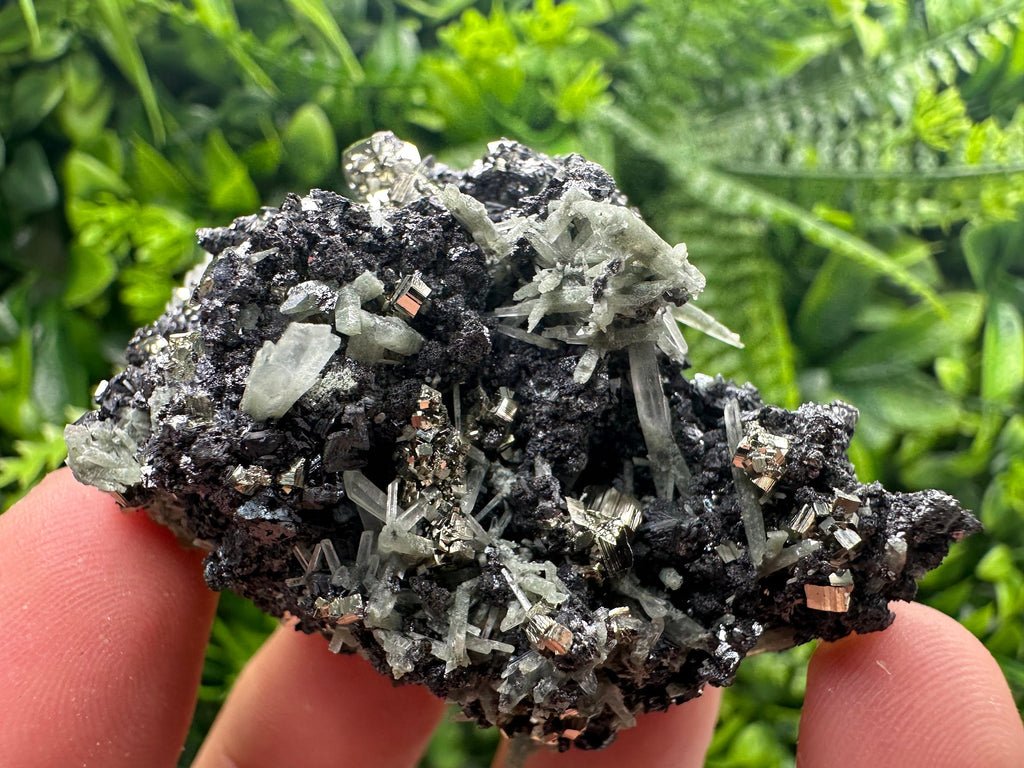 Pyrite Sphalerite Quartz Calcite Specimen: Borieva Mine, Bulgaria