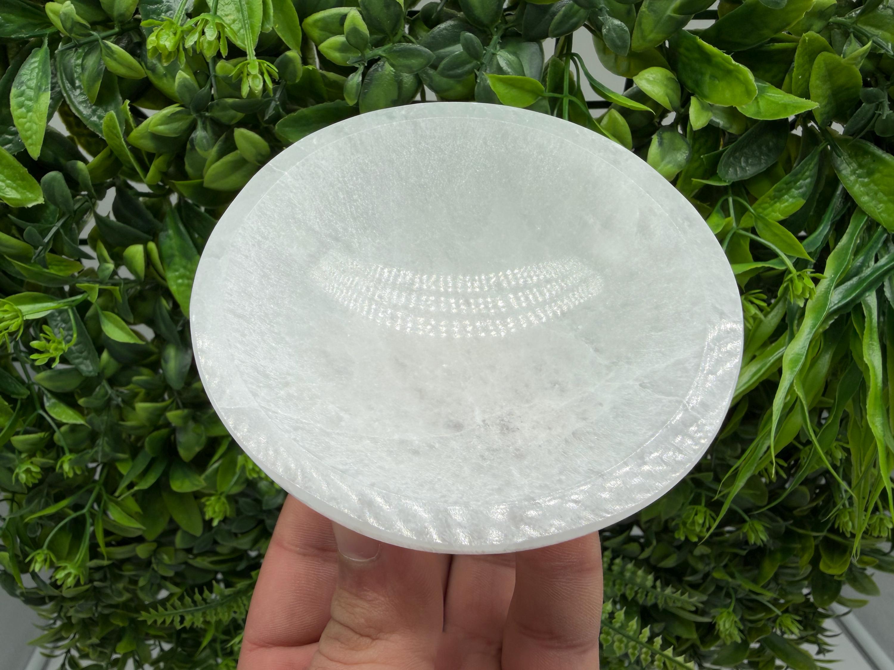 Selenite Crystal Charging Bowl – Natural Hand-Carved Cleansing Dish for Altar Decor