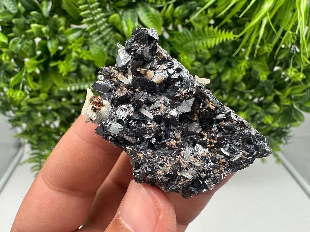 Aesthetic Sphalerite whit Calcite,Pyrite from 9th September mine,Madan,Bulgaria,natural,collection mineral specimen,Home decor stone,gift