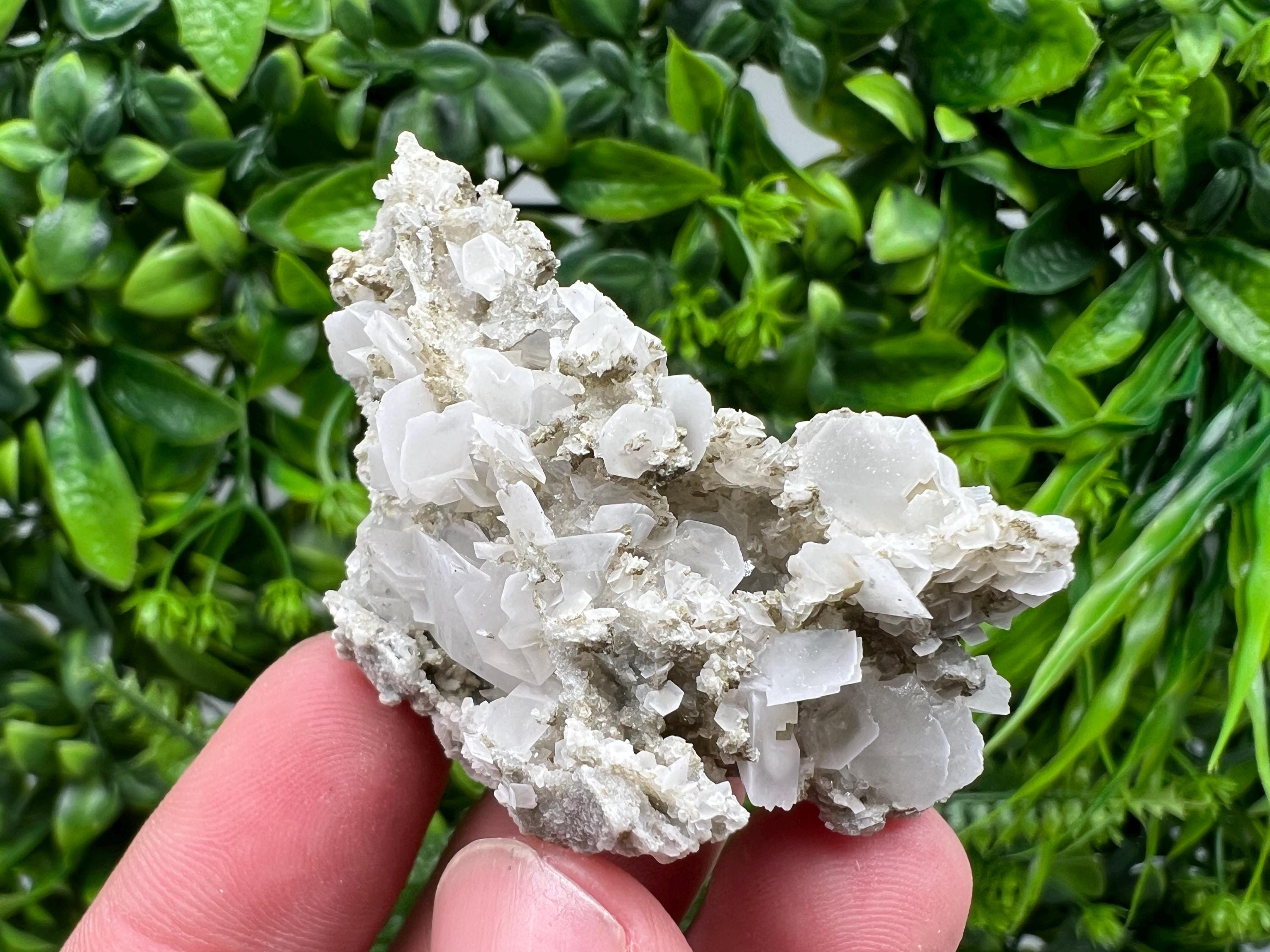 Wonderful Calcite on Chalcedony from Borieva mine,Madan,Bulgaria,natural,collectible mineral specimen,home decor stone,gift minerals,crystal