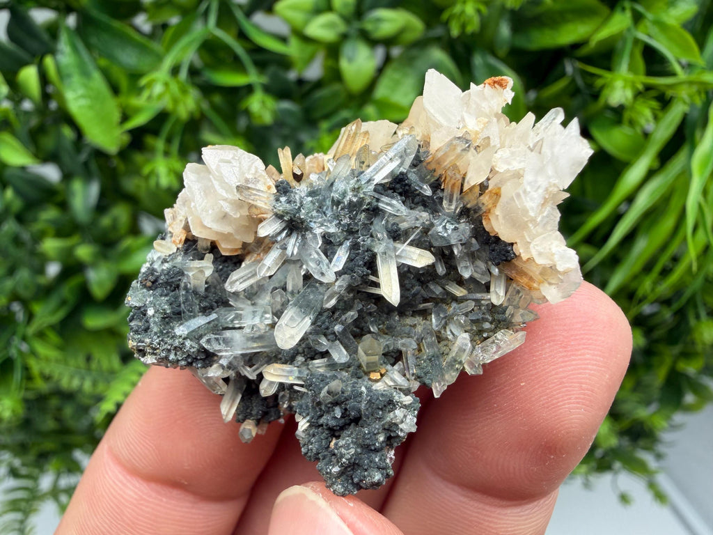 Wonderful Calcite,Quartz on Chlorite matrix,from Borieva mine,Madan,Bulgaria,natural collection mineral specimen,rare crystal,home decor