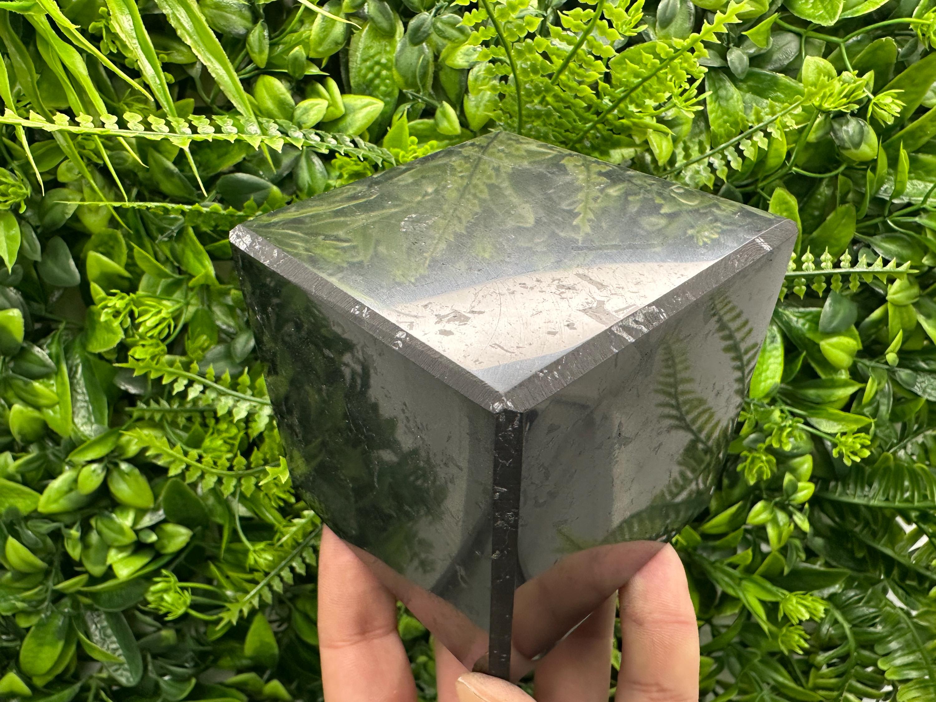 8cm Shungite Crystal Cube: EMF & 5G Protection, Healing Stone
