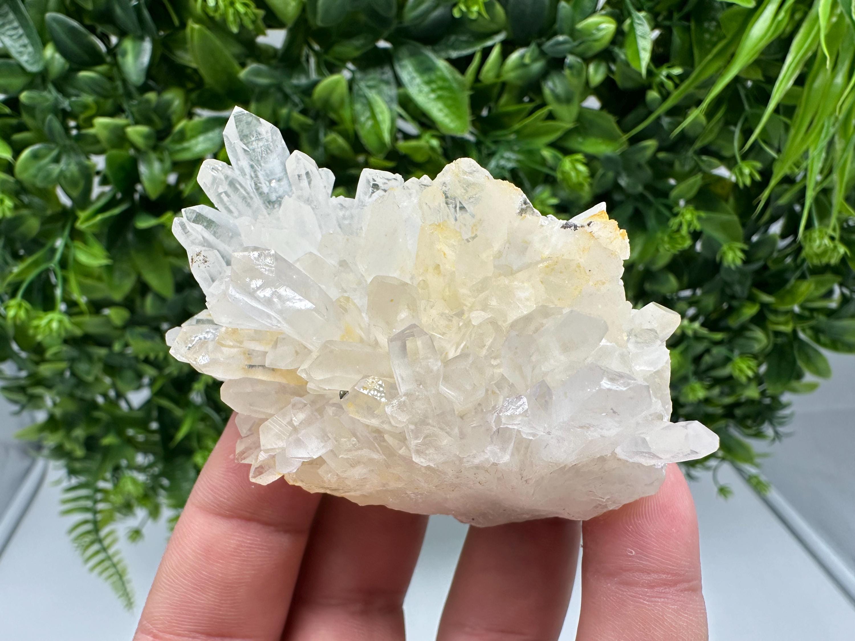 Quartz with Limonite: Natural Crystal Home Decor Stone (7/5/5cm, 131Grams)