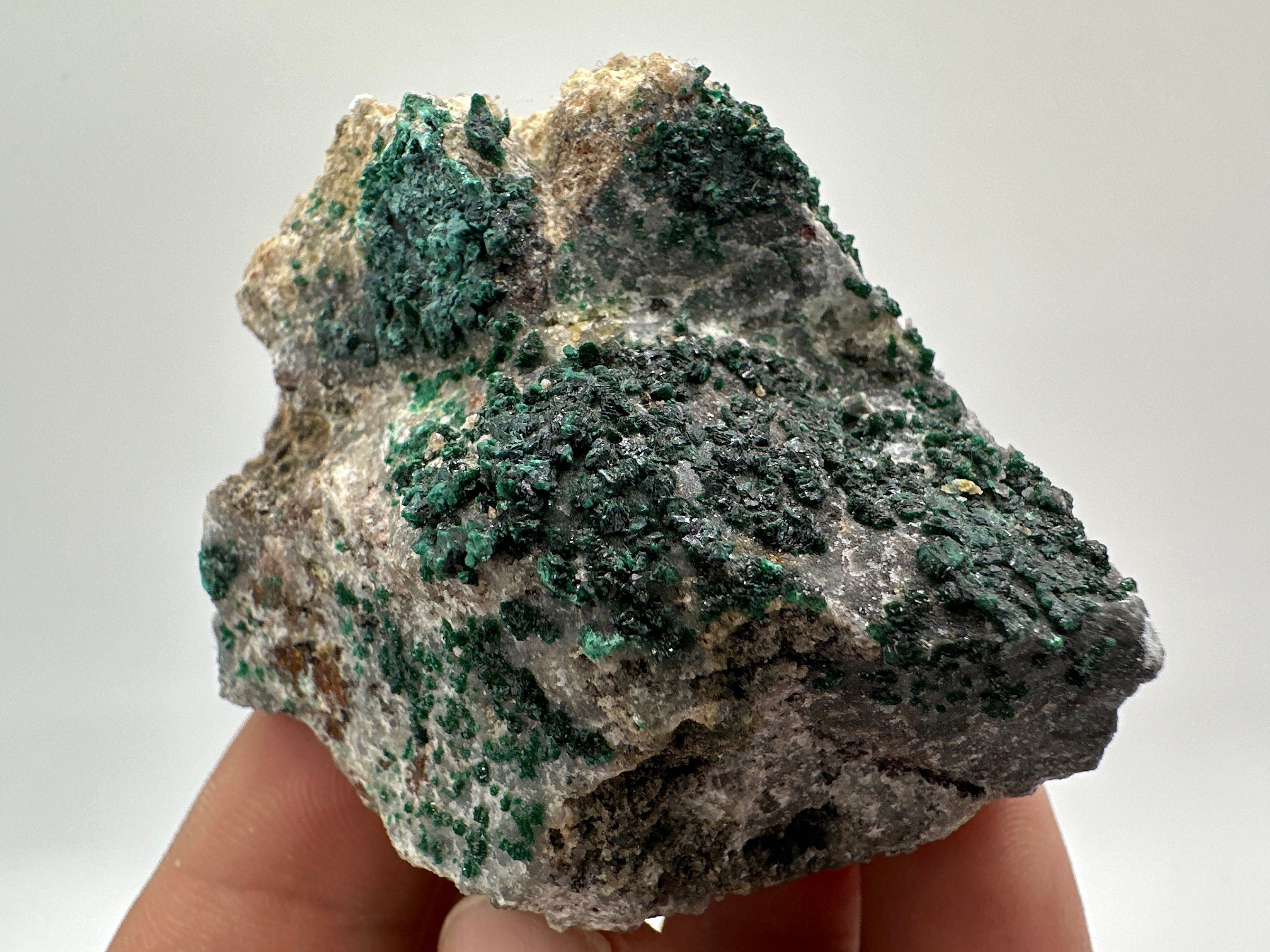 Green Polished Malachite Crystal from Congo, Mineral Specimen (6.5/4.5/4.5cm)