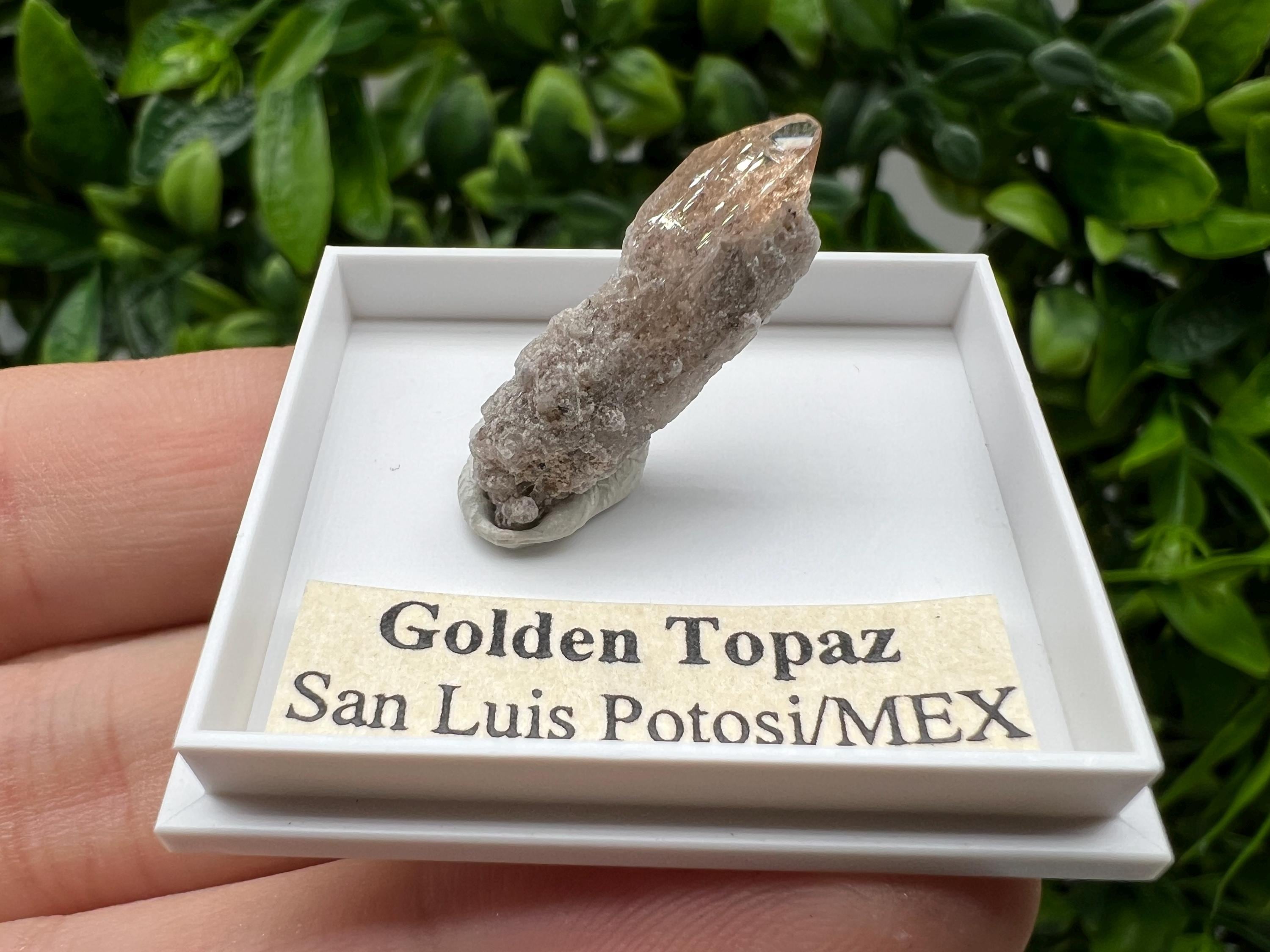 Beautiful Golden Topaz from Mexico,collection piece Crystal,Mineral,collectibles,Collectors, Natural Crystal, Minerals from Mexico,original,